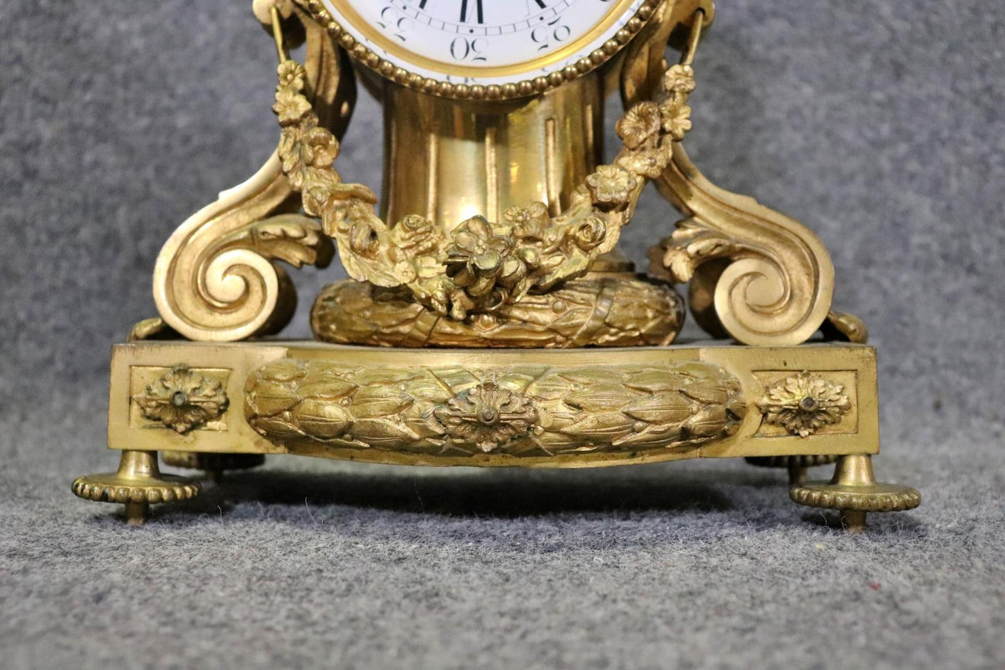 Beautiful French Bronze Antique Mantle Desk Clock