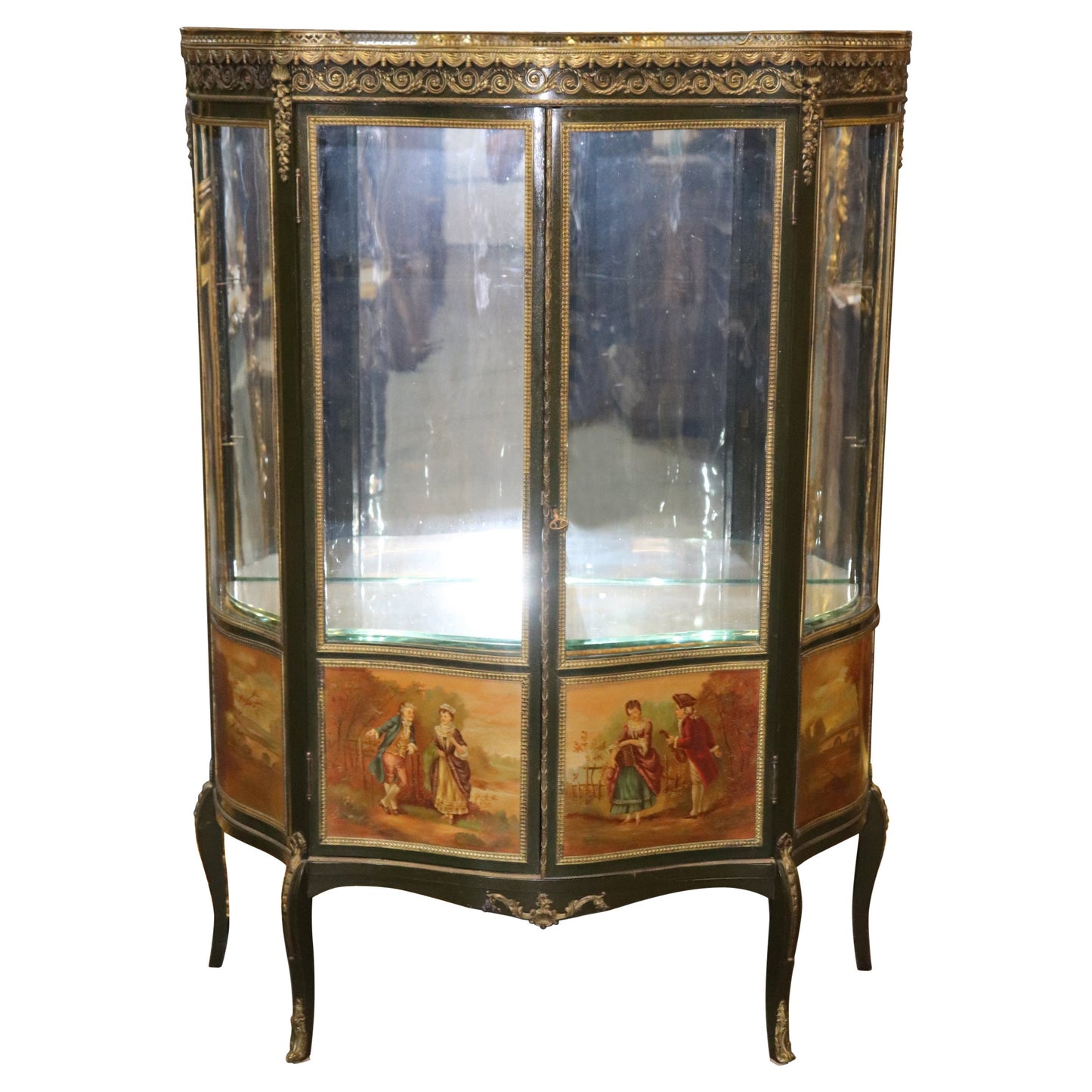 Dark Green Vernis Martin Painted French Bronze Mounted Vitrine, circa 1920