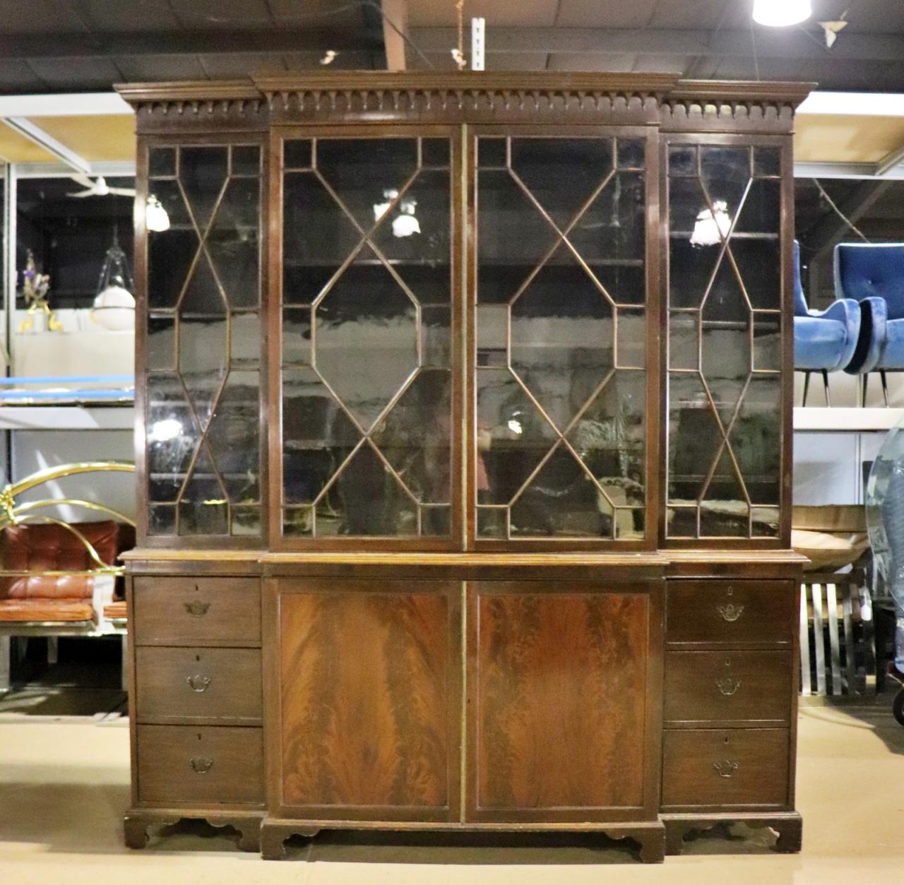 19th Century English Flame Mahogany Georgian Breakfront Bookcase