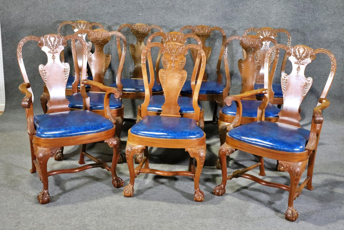 Set 10 Custom-Made Solid Walnut Georgian Carved Dining Chairs Manner of Gillows