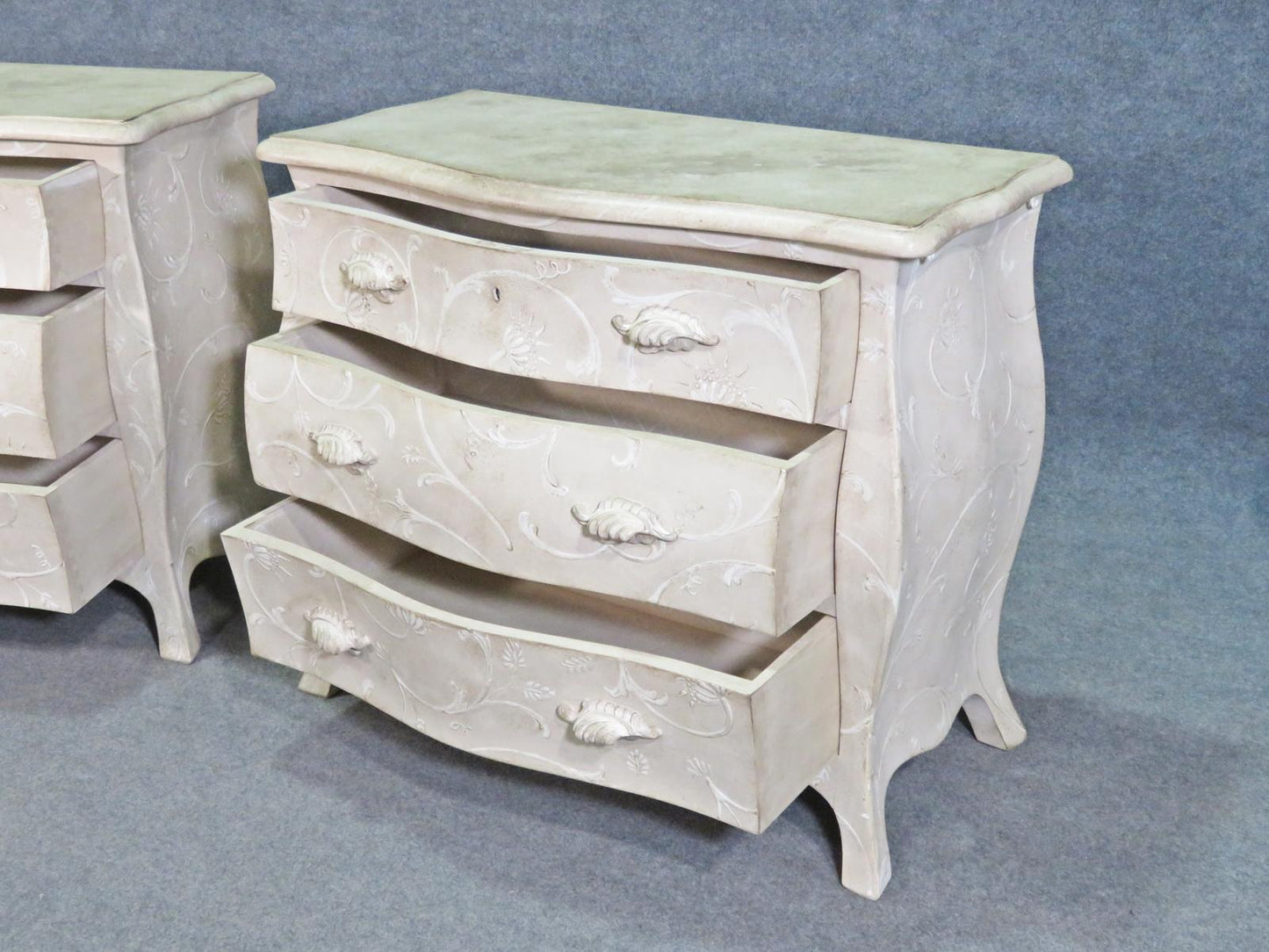 Pair Foral Painted White Decorated Gustavian Style Bombe Commodes Nightstands