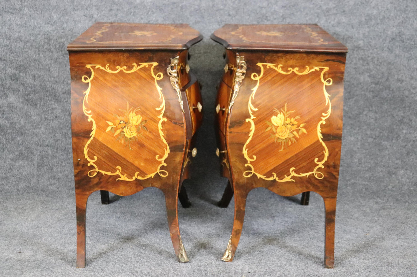 Pair of Inlaid Italian Bombe Night Stands Commodes Circa 1940