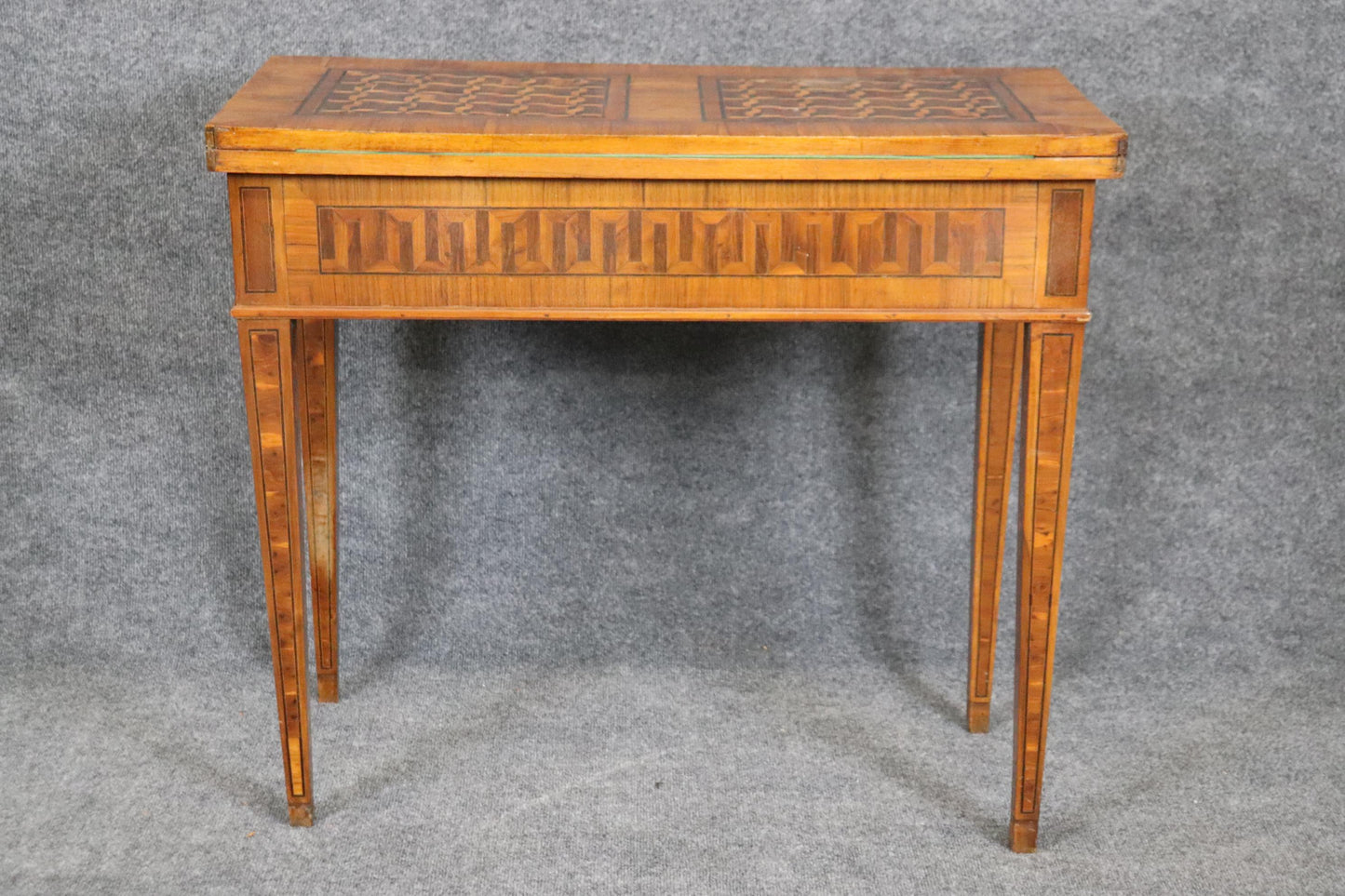 Rare Italian Inlaid 18th Century Olivewood and Rosewood Games Table Circa 1780