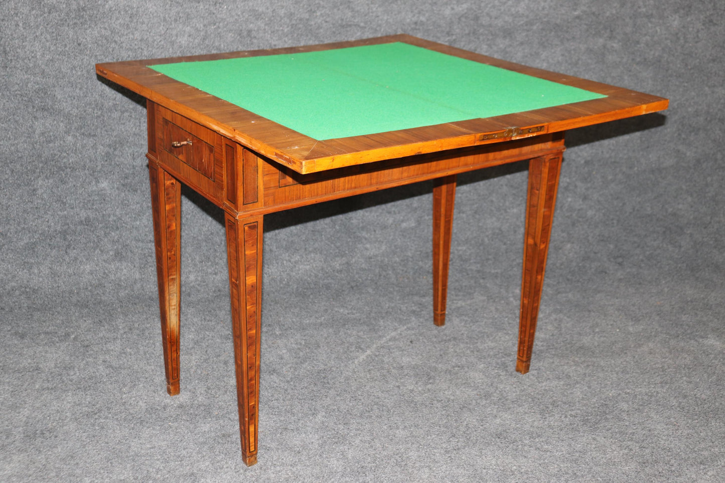 Rare Italian Inlaid 18th Century Olivewood and Rosewood Games Table Circa 1780