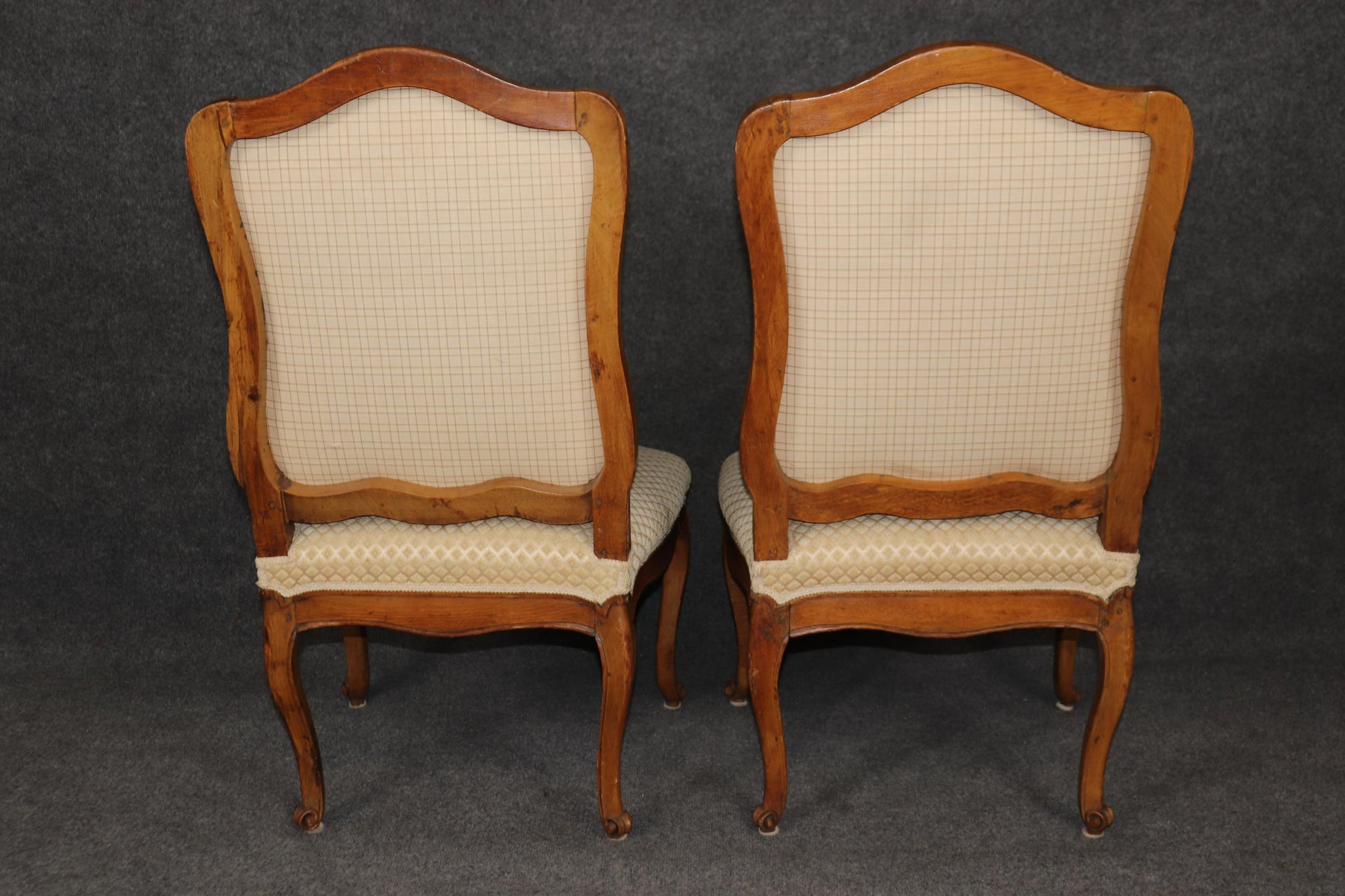 Pair of Antique 1790s Era French Carved Oak Period Louis XV Side Chairs