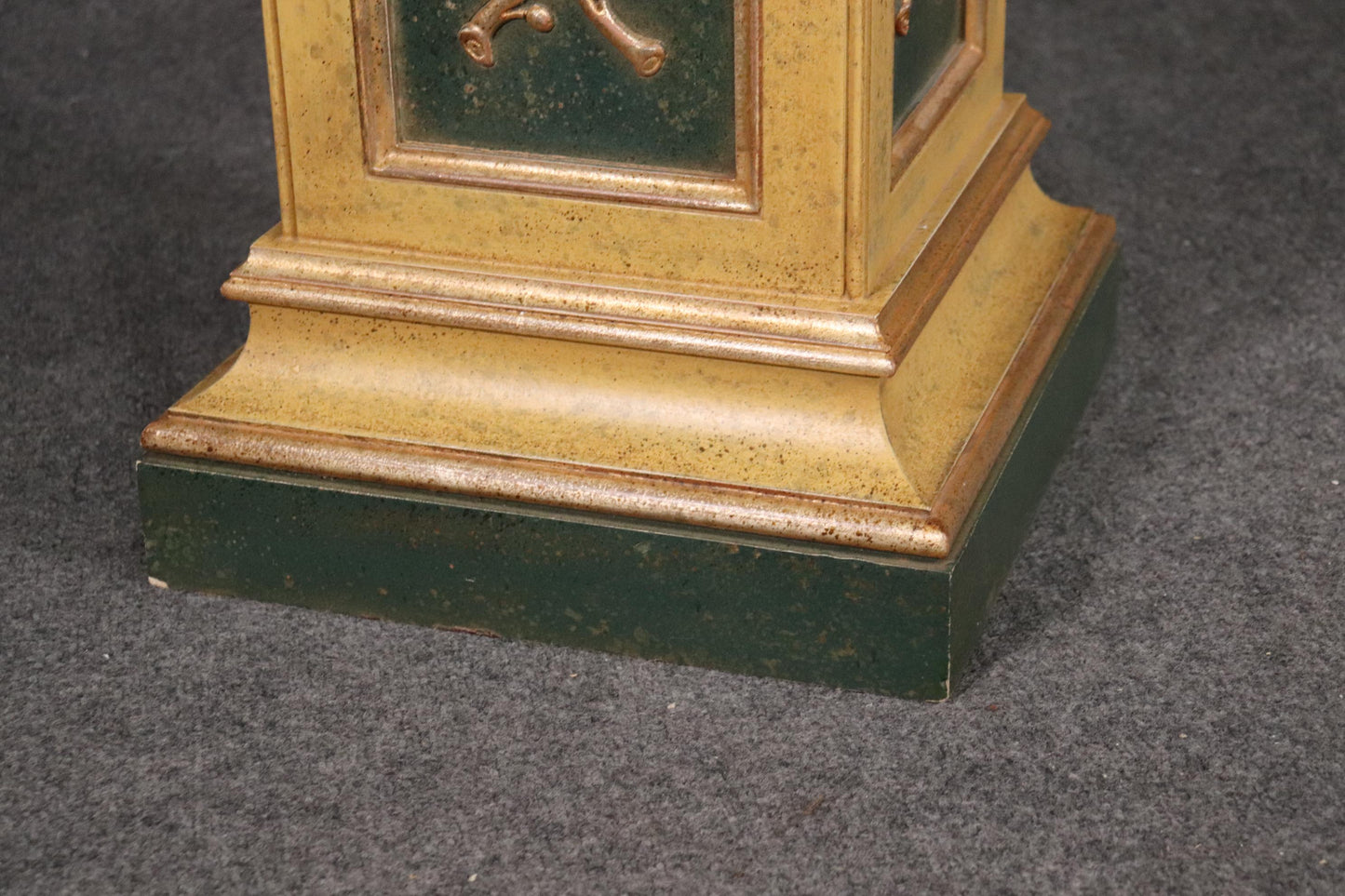 Gilded and Paint Decorated Venetian Style Floor Standing Plantstand Planter