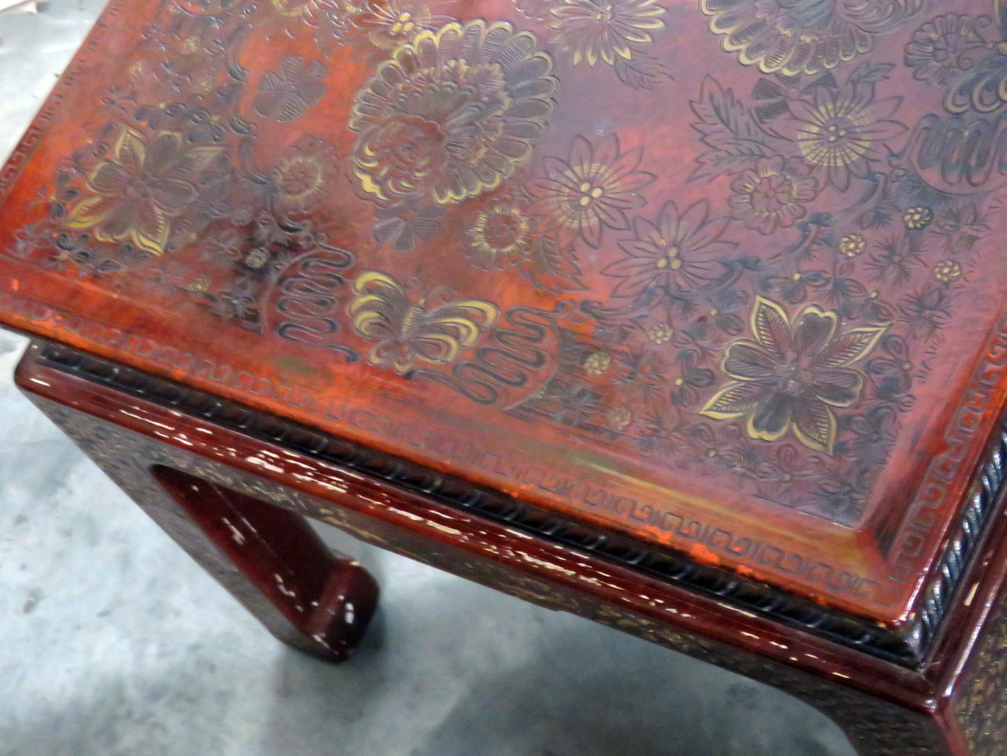 Pair of John Widdicomb Coromandel Lacquer Carved Chinoiserie End Side Tables