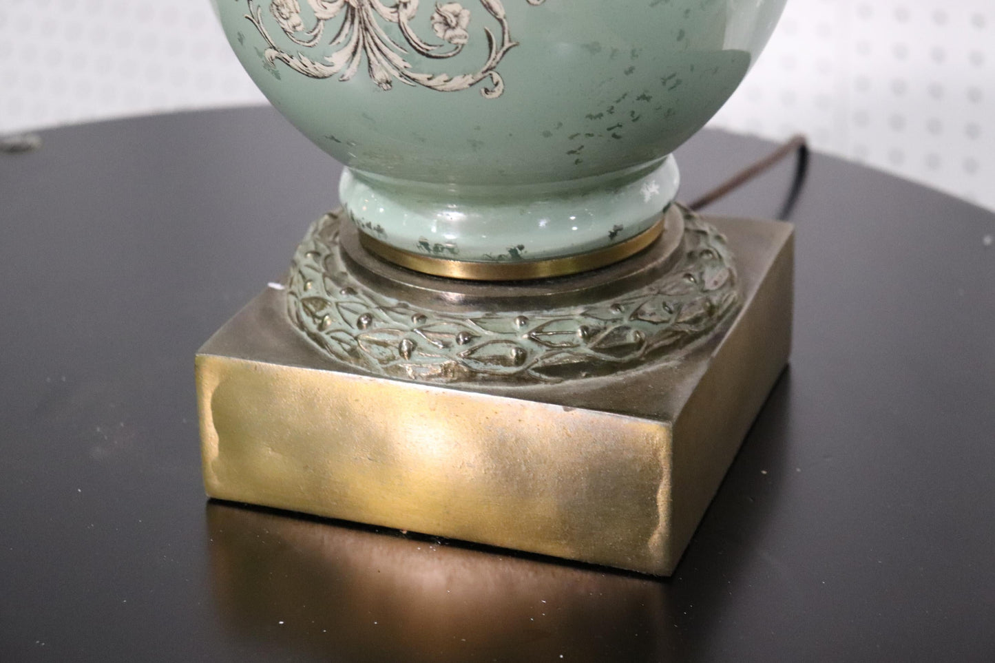 Pair of Eglomise Paint Decorated Gilded Italian Style Table Lamps, Circa 1940s