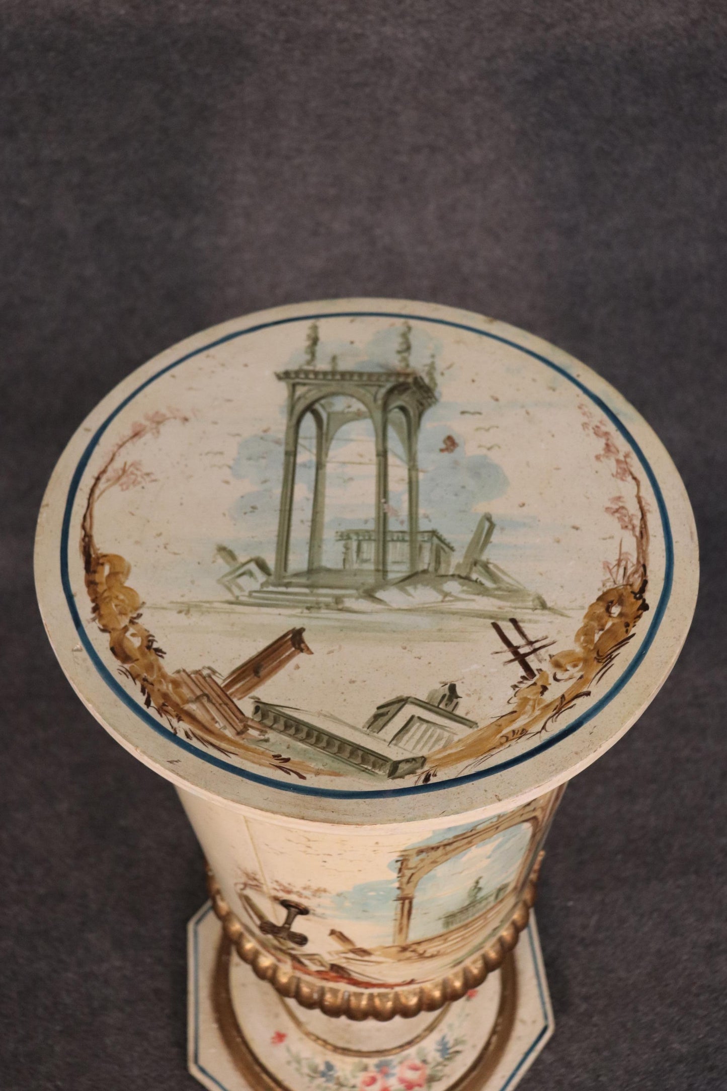 Beautiful Hand-Painted Venetian Italian Urn Form Pedestal, circa 1940s