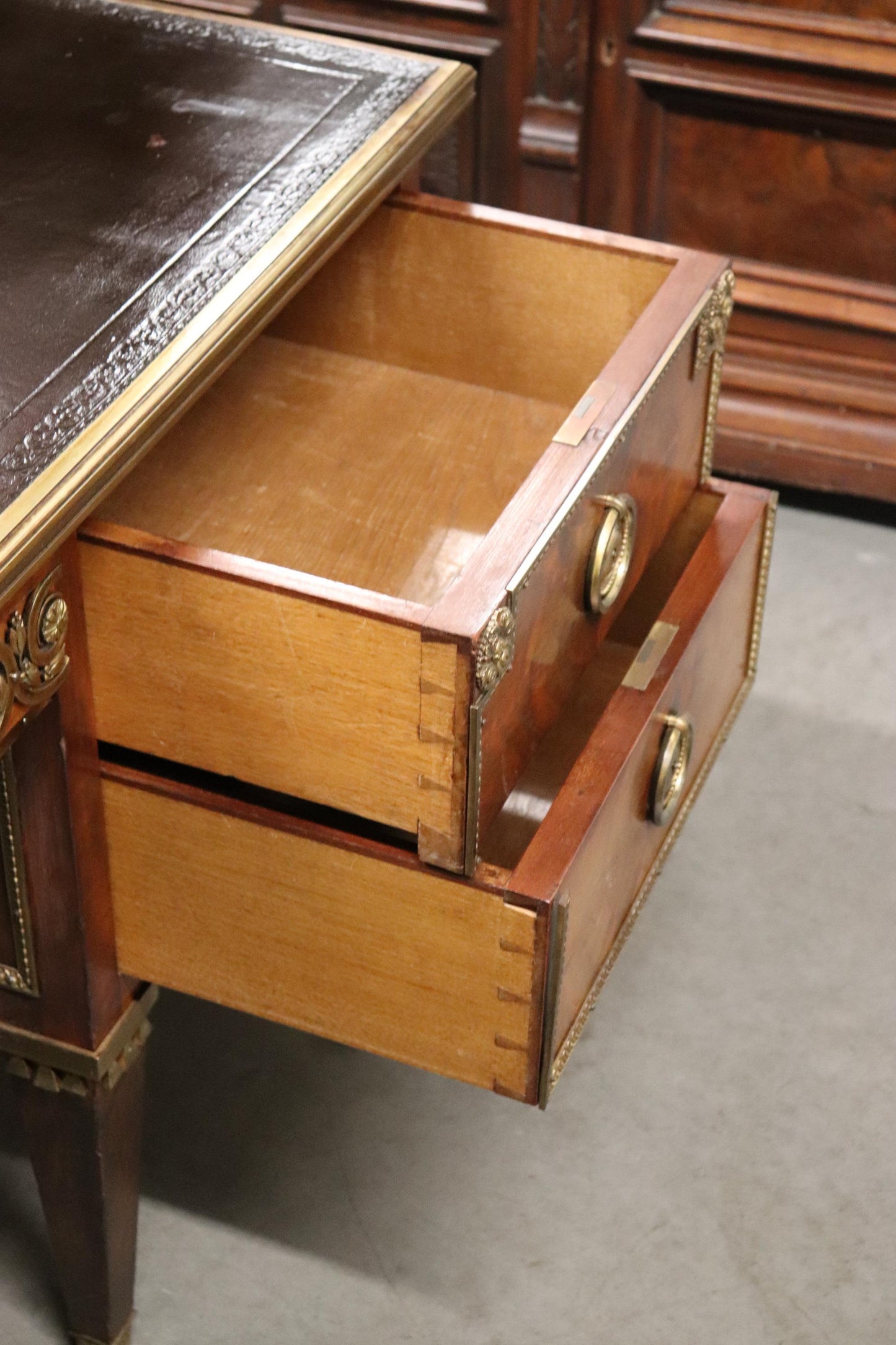 Rare Flame Mahogany Bronze Mounted Leather Top Francois Linke Desk Bureau Plat