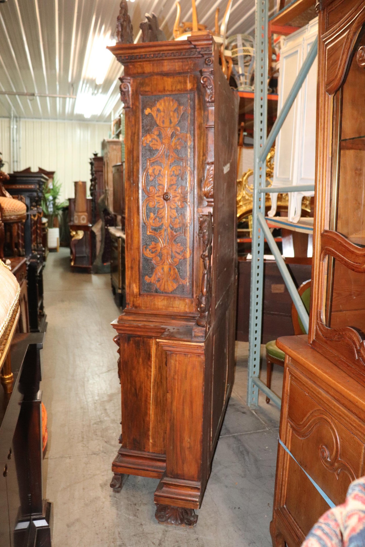 Fine Quality Carved Walnut Renaissance Italian Figural Bookcase Vitrine