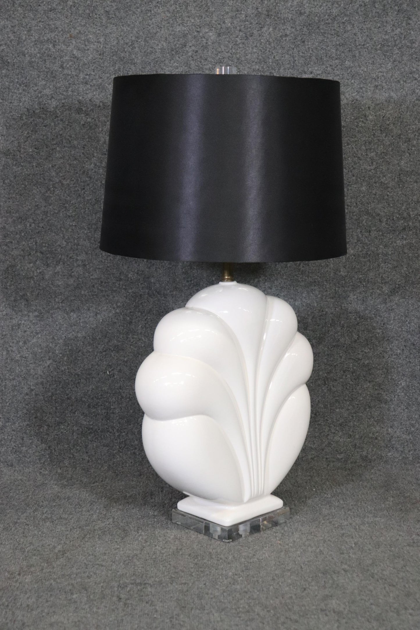 Unique White Glass and Lucite Art Deco Designed Mid-Century Lamp