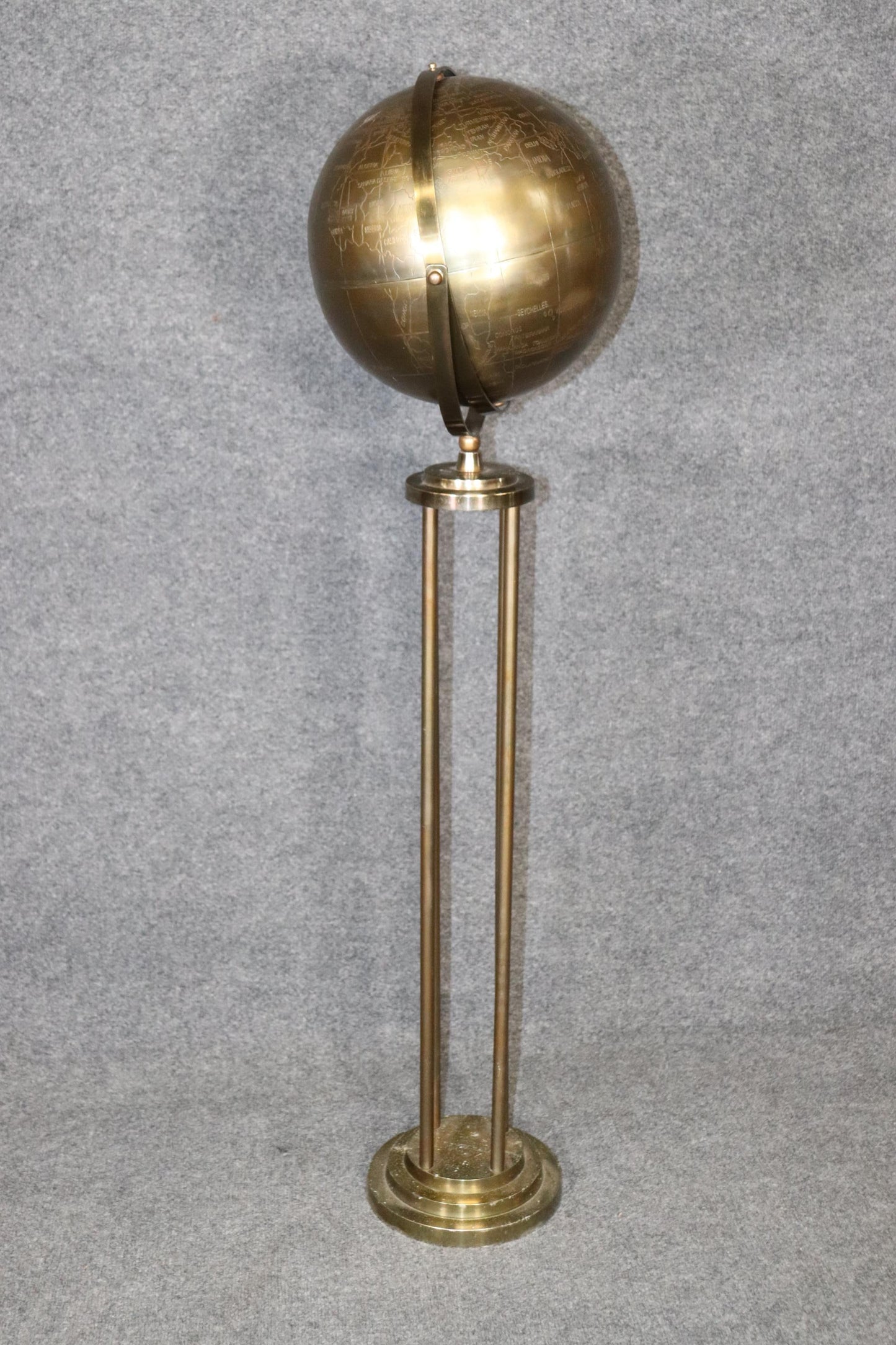 Mid-Century Modern Brass World Globe Sculpture, circa 1970