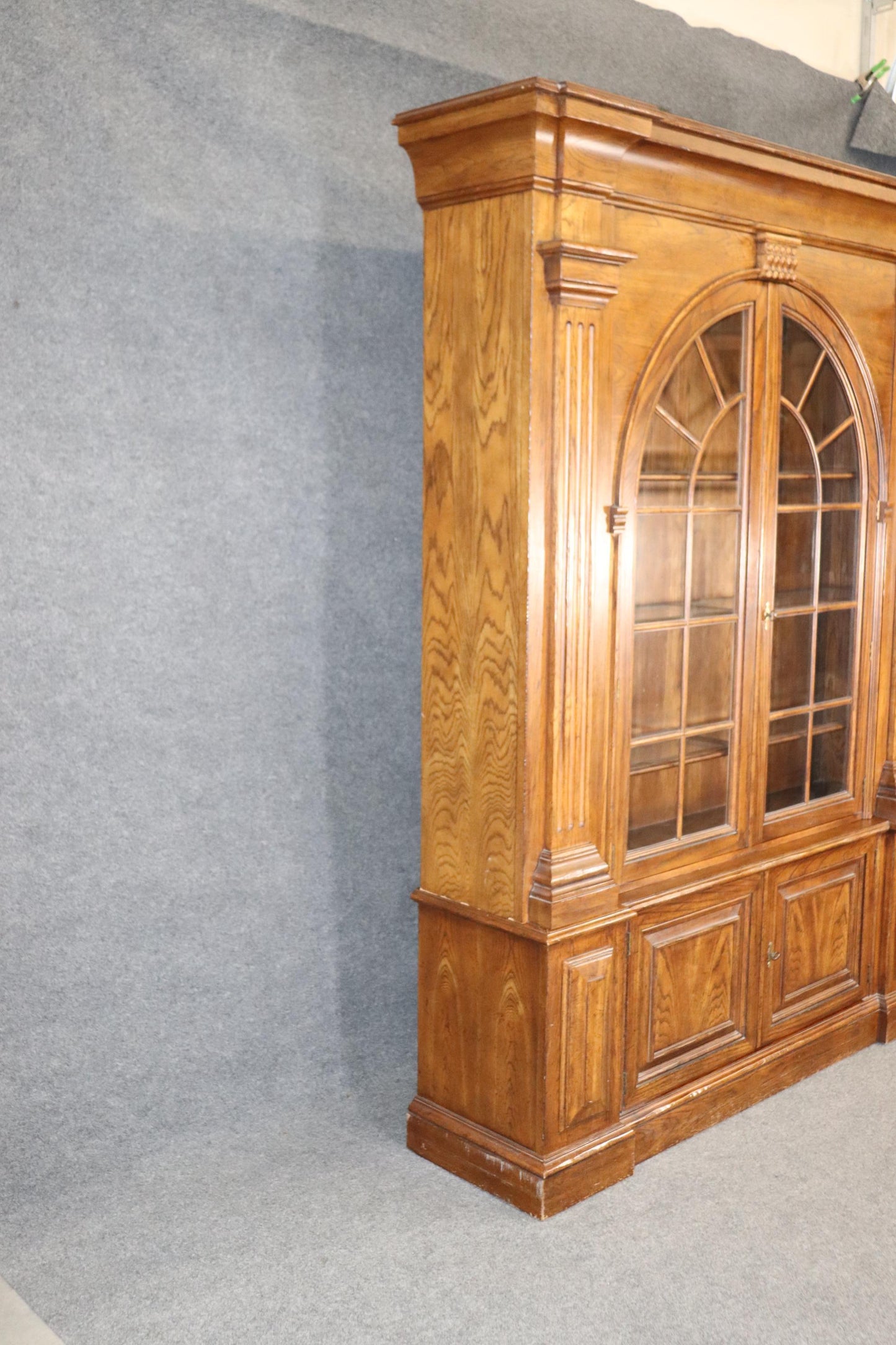 Grand Georgian Style Solid Oak Baker China Cabinet Bookcase Breakfront