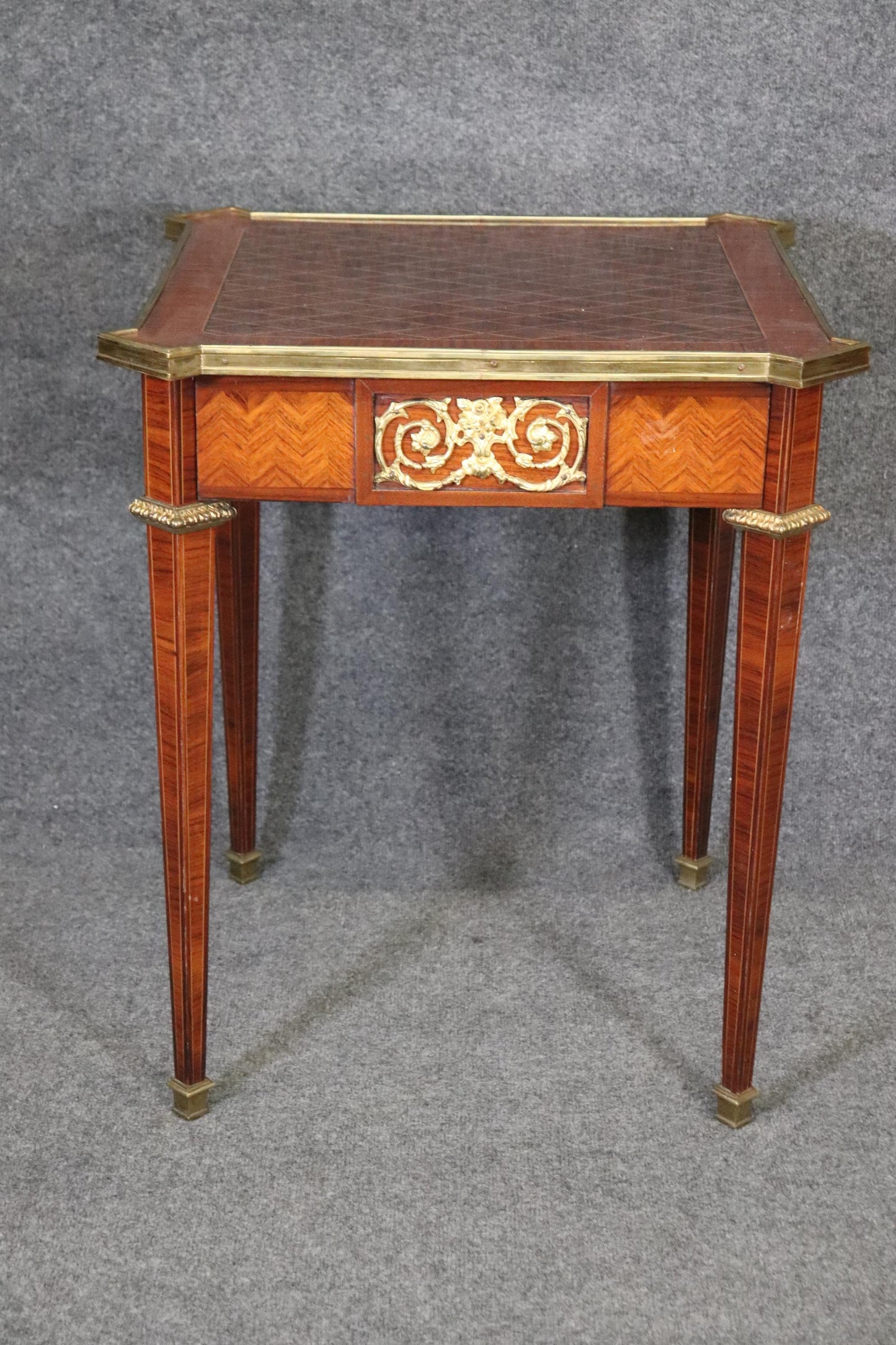 French Louis XVI Directoire Inlaid Satinwood Marquetry and Bronze End Table