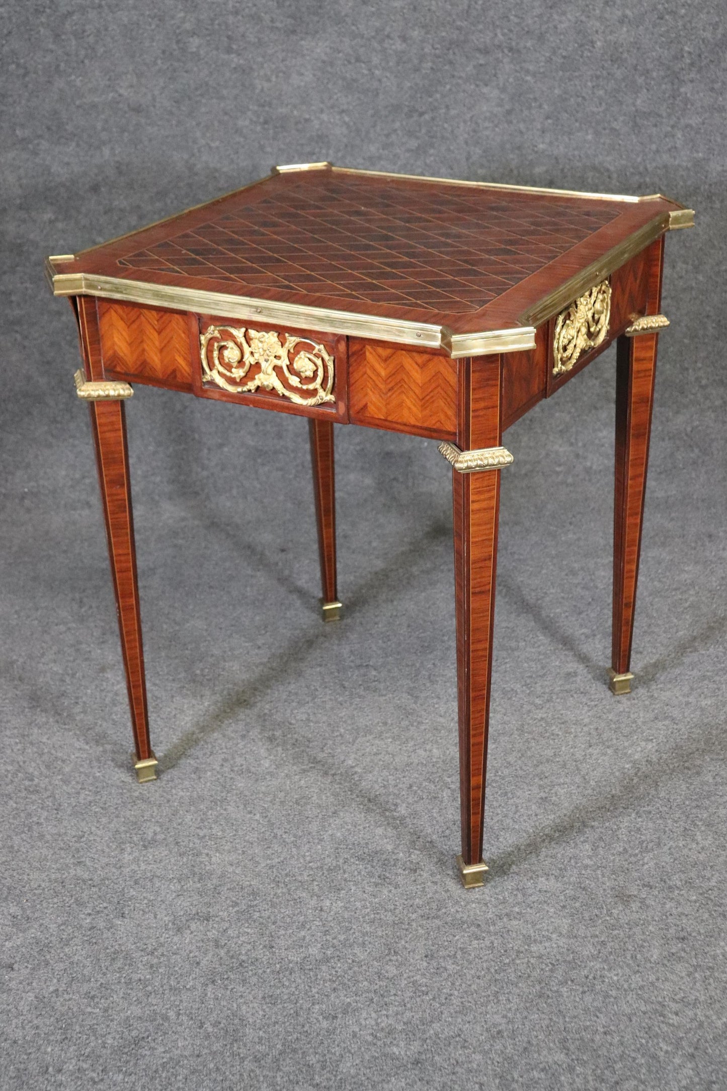 French Louis XVI Directoire Inlaid Satinwood Marquetry and Bronze End Table