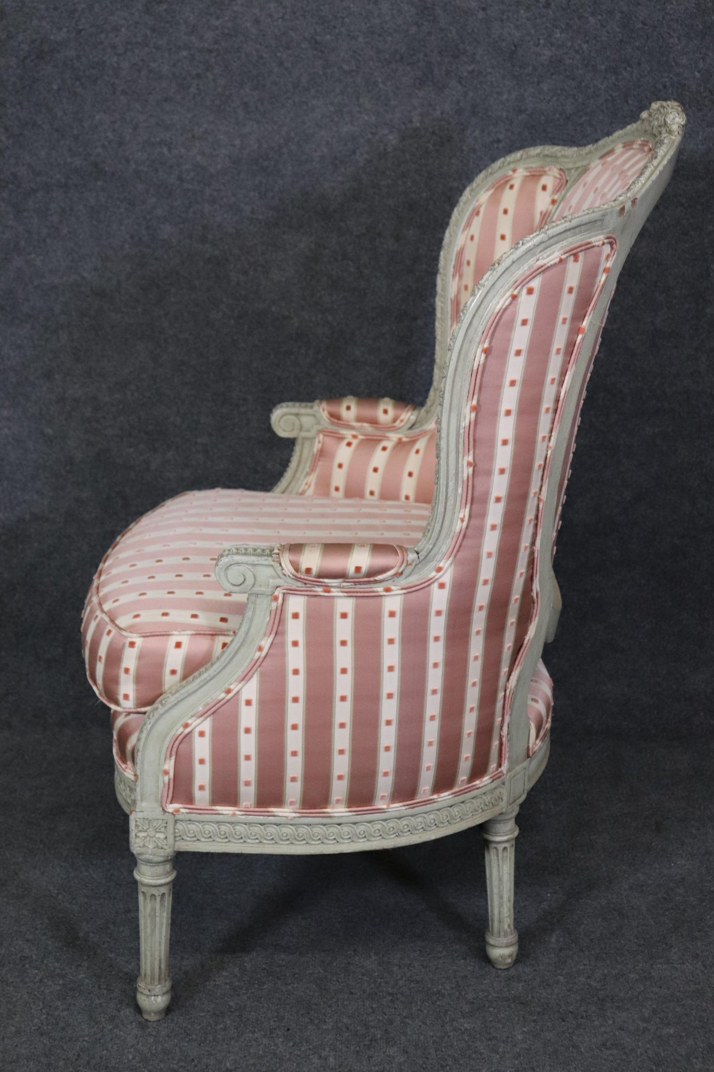 Fine Quality Carved French Louis XVI Maison Jansen Attributed Bergere Chair