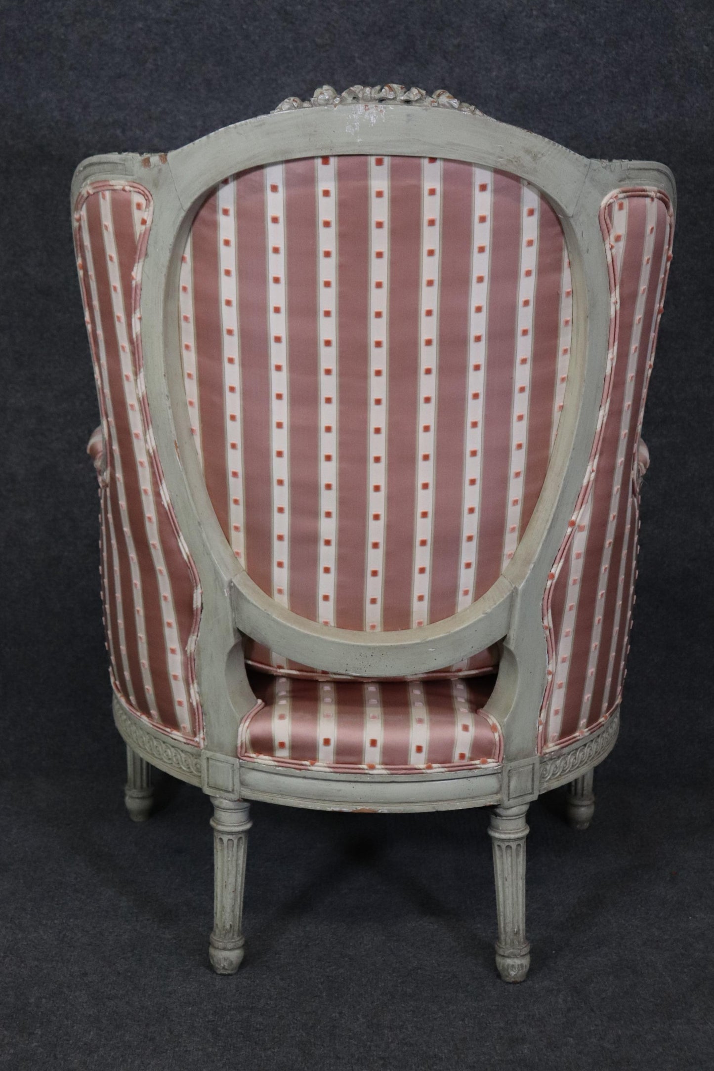 Fine Quality Carved French Louis XVI Maison Jansen Attributed Bergere Chair