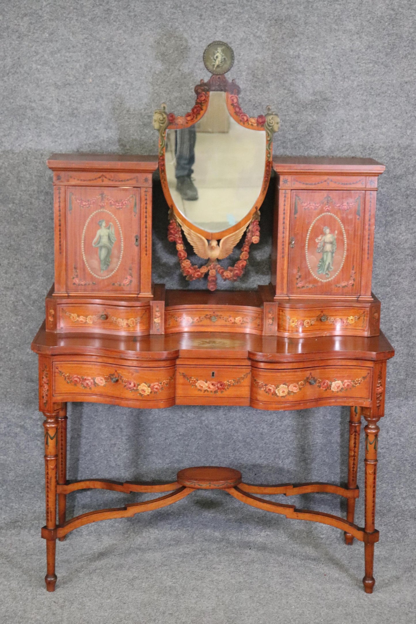 Fine Quality Gillow & Co Satinwood Paint Decorated Ladies Vanity Circa 1890s