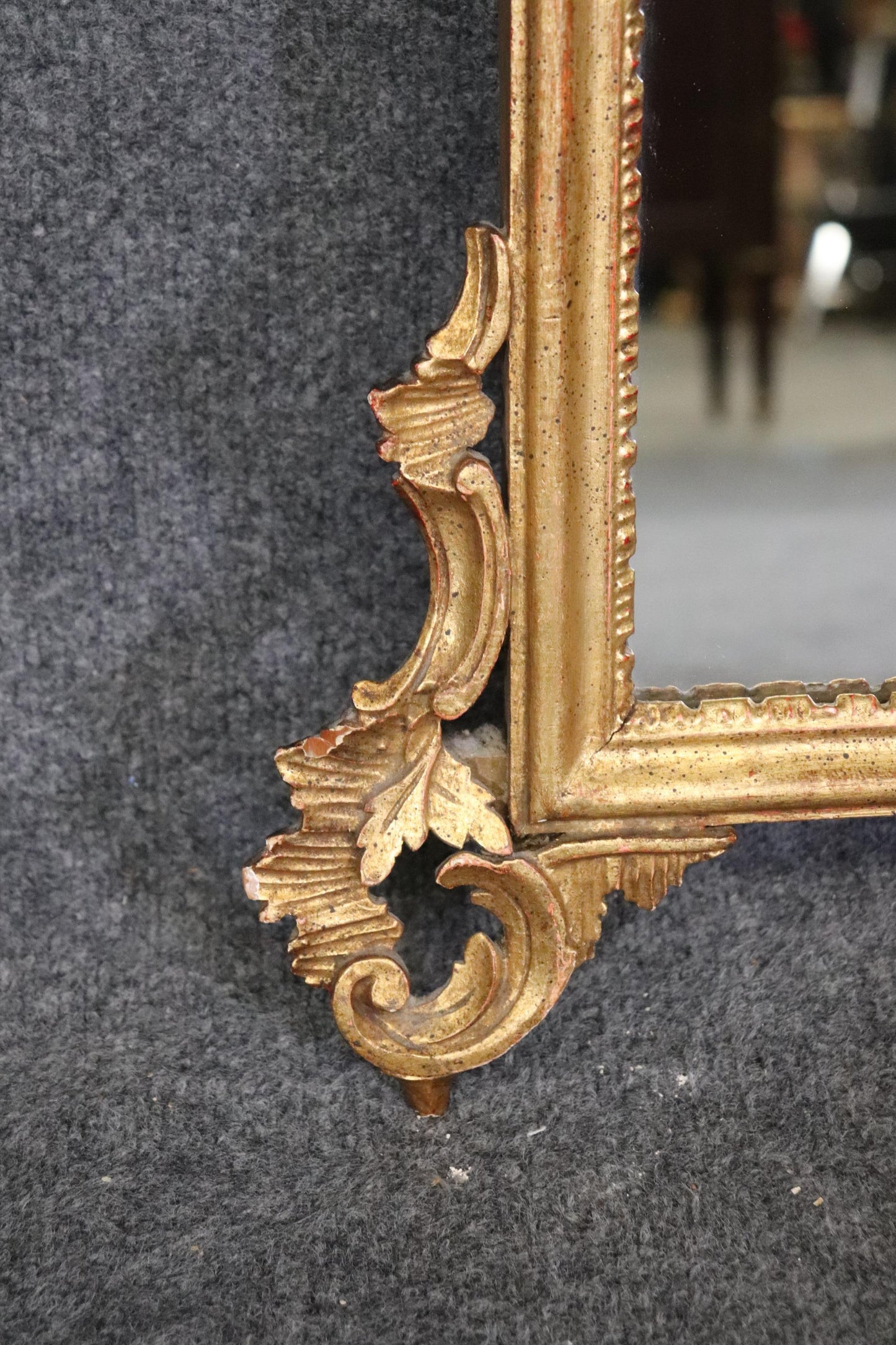 Fine Florentine Giltwood Carved Wall Mirror Circa 1940