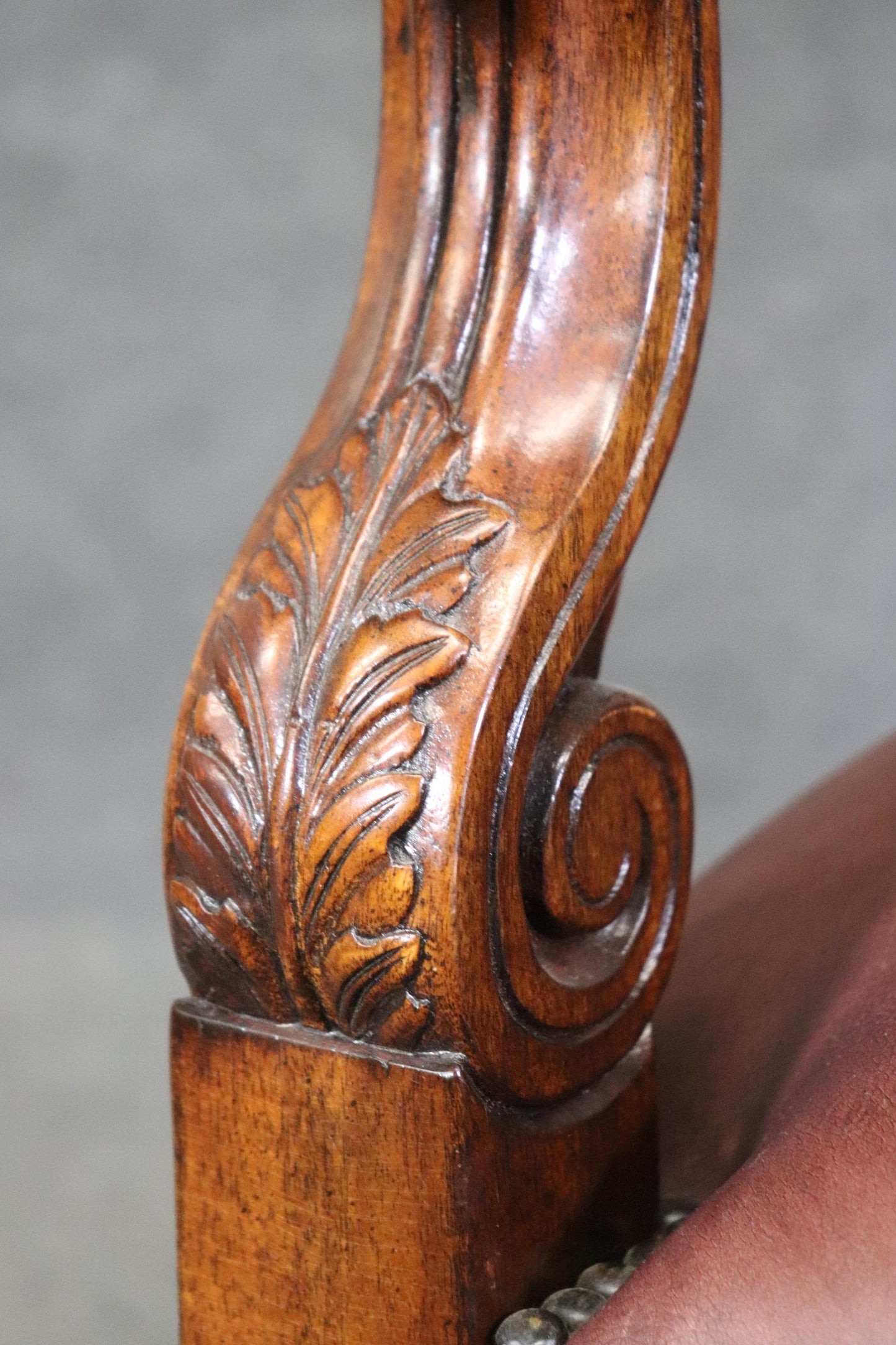 Superb Double Nail Head Trimmed Leather Carved Lion Head Throne Arm Chair