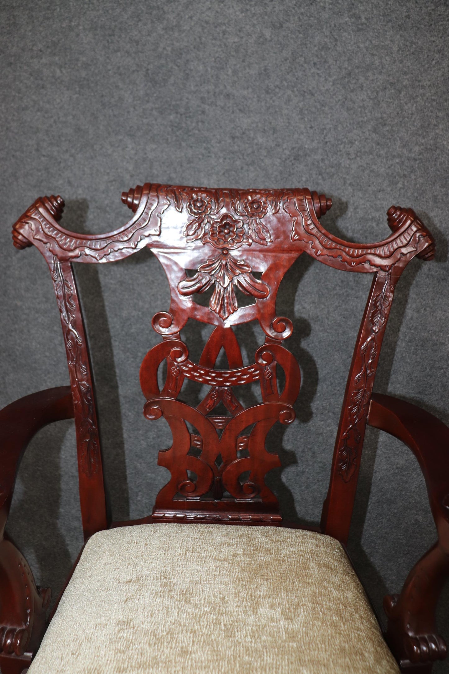 Set of 8 Spectacular Solid Mahogany Elaborately Carved Chippendale Dining Chairs