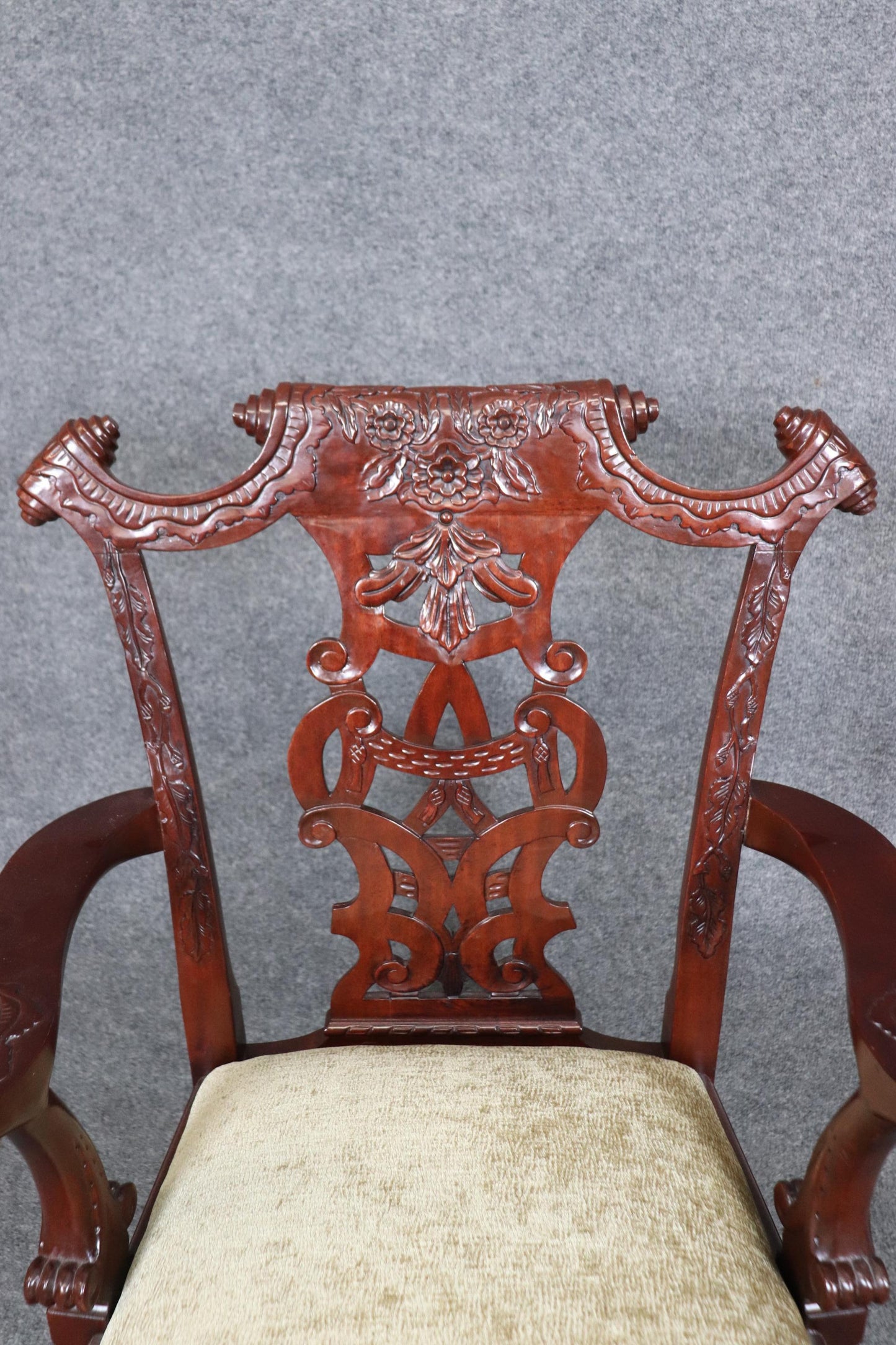 Set of 8 Spectacular Solid Mahogany Elaborately Carved Chippendale Dining Chairs