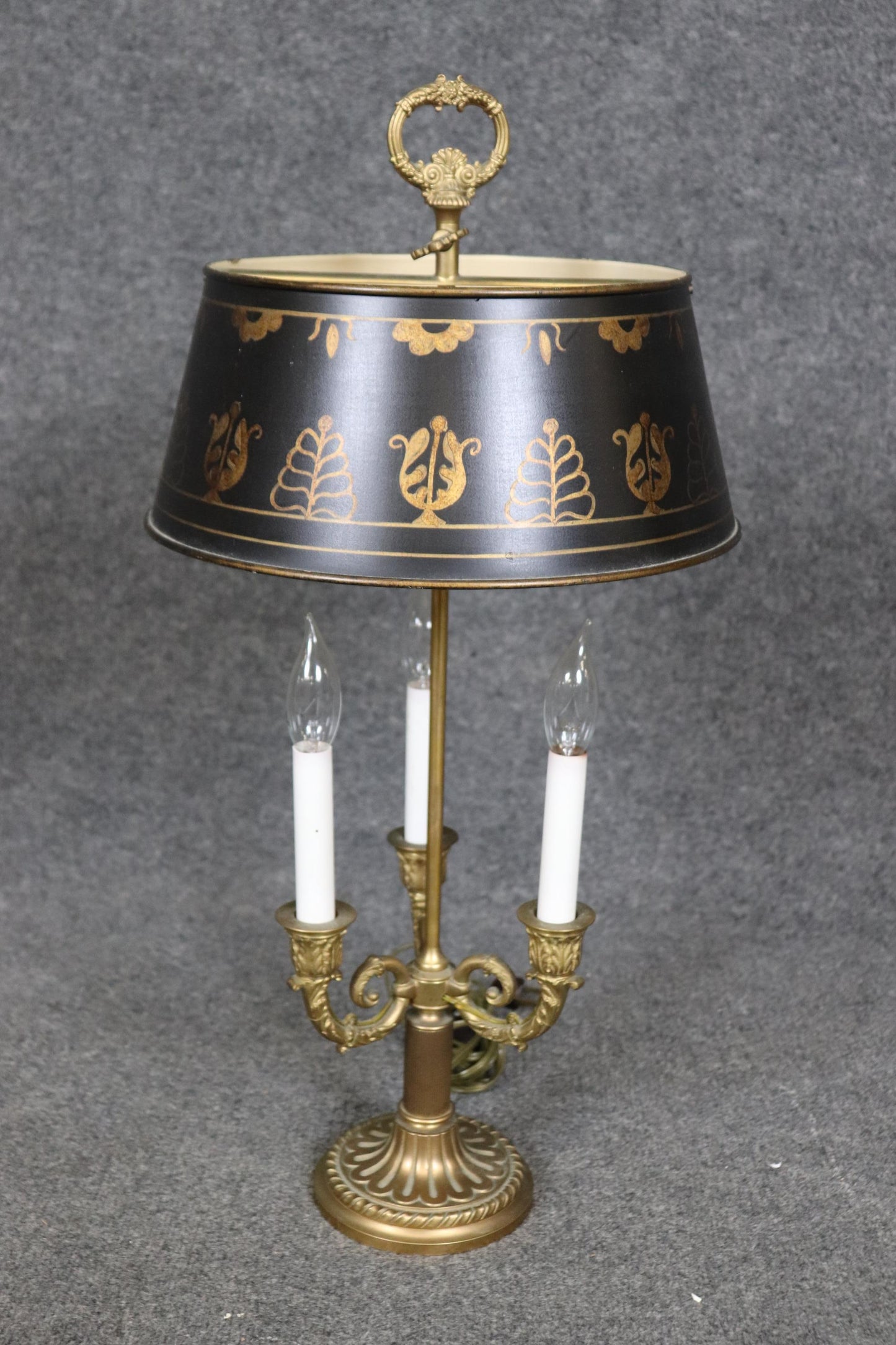 Fine Quality Bronze Brass Metal Tole Painted Bouillotte Table Lamp