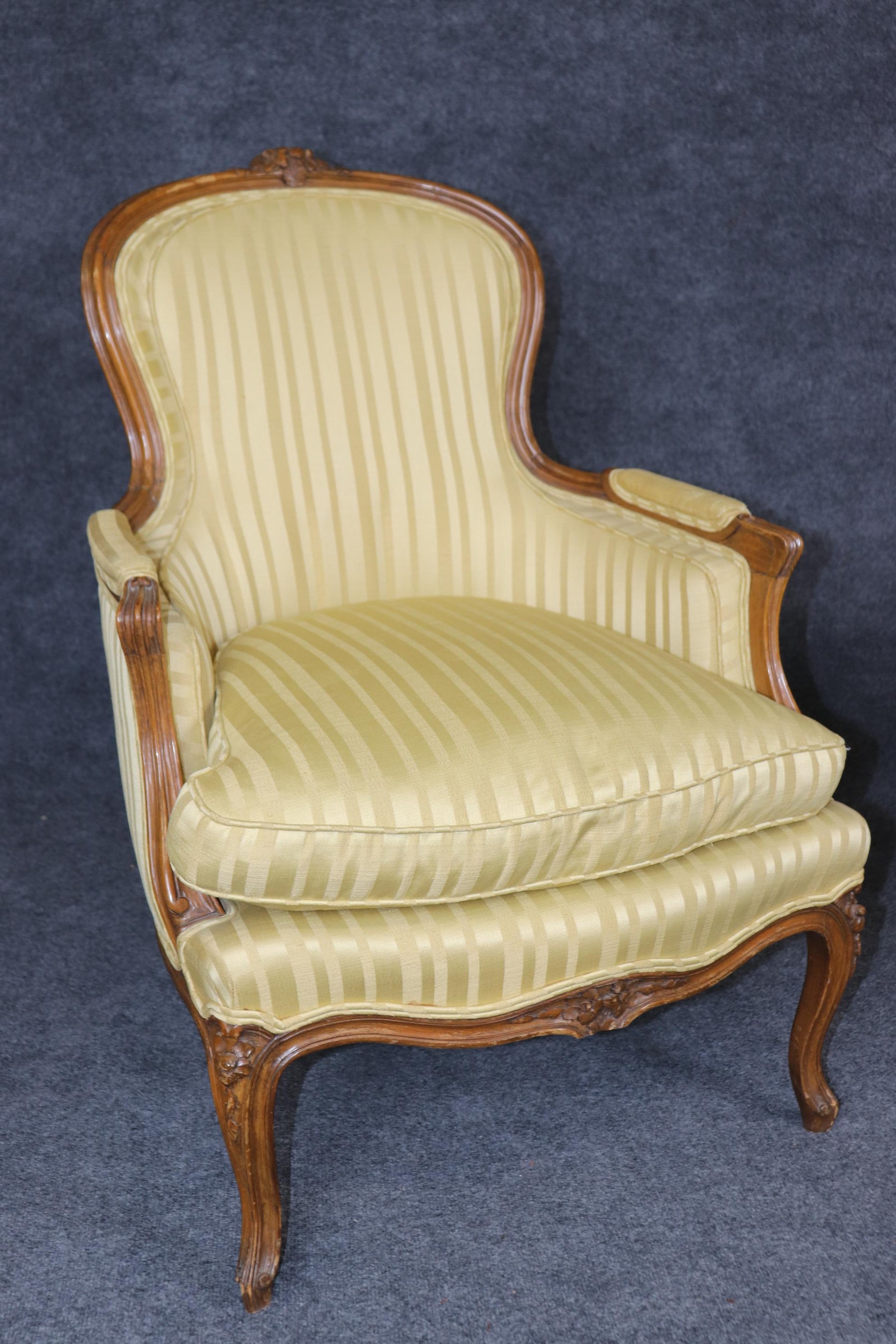 Fine Pair Silk Upholstered Carved Walnut Louis XV Style Bergère Chairs