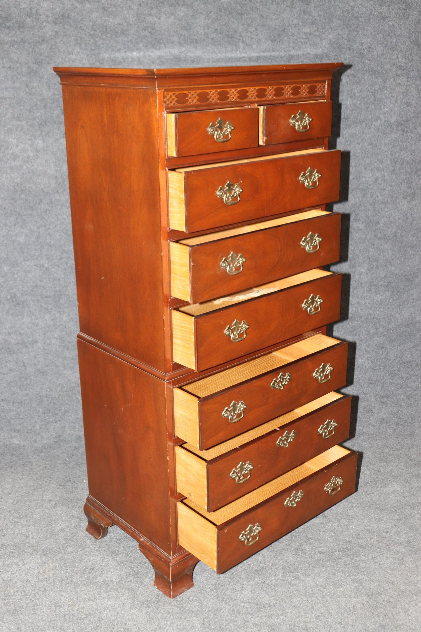 Fine Mahogany Baker 8 Drawer Lingerie Chest Chippendale Style