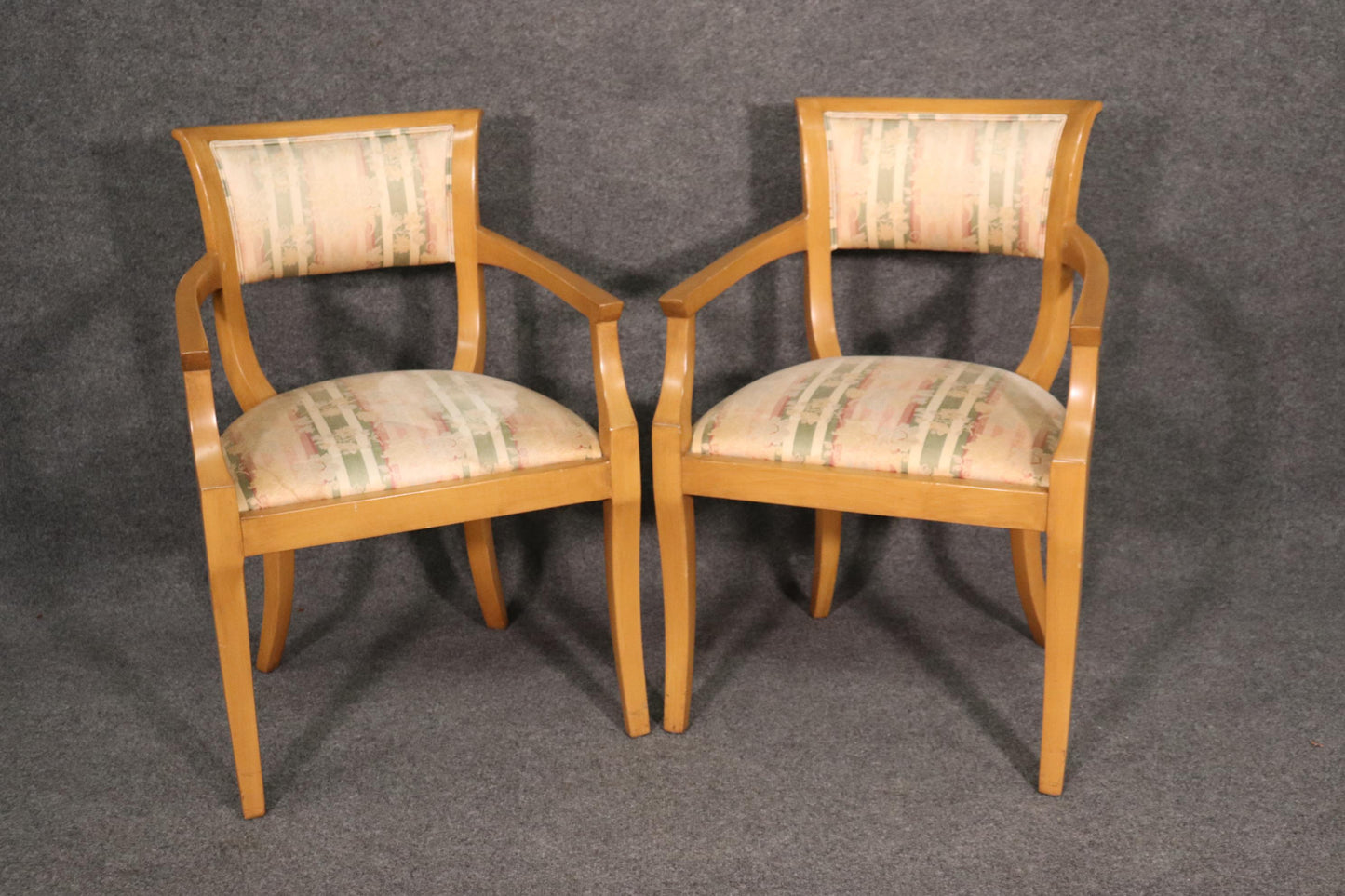 Set of 8 Blonde Mid-Century Modern Hollywood Regency Dining Chairs C1950s