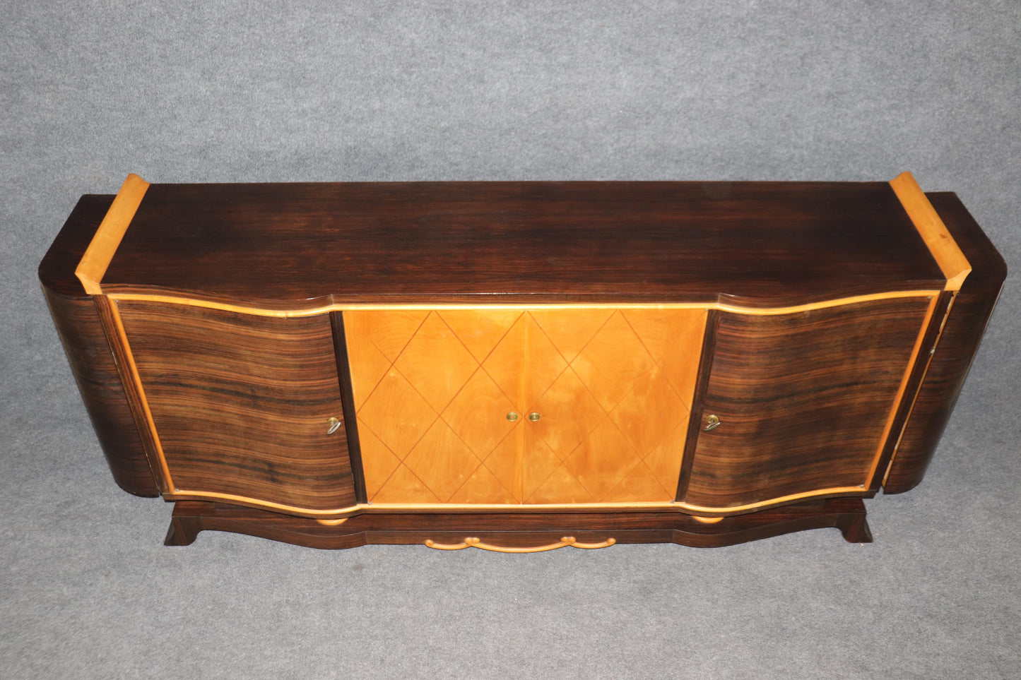 Rare Macassar Ebony and Satinwood French Art Deco Sideboard in The manner Leleu