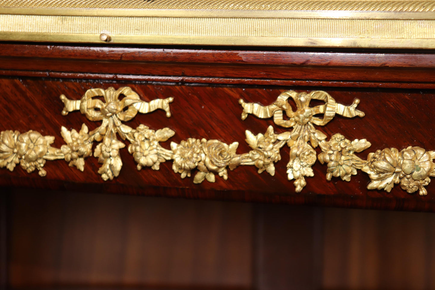 Fine Quality Francois Linke Attributed Dore' Bright Gilded Bronze Bookcase