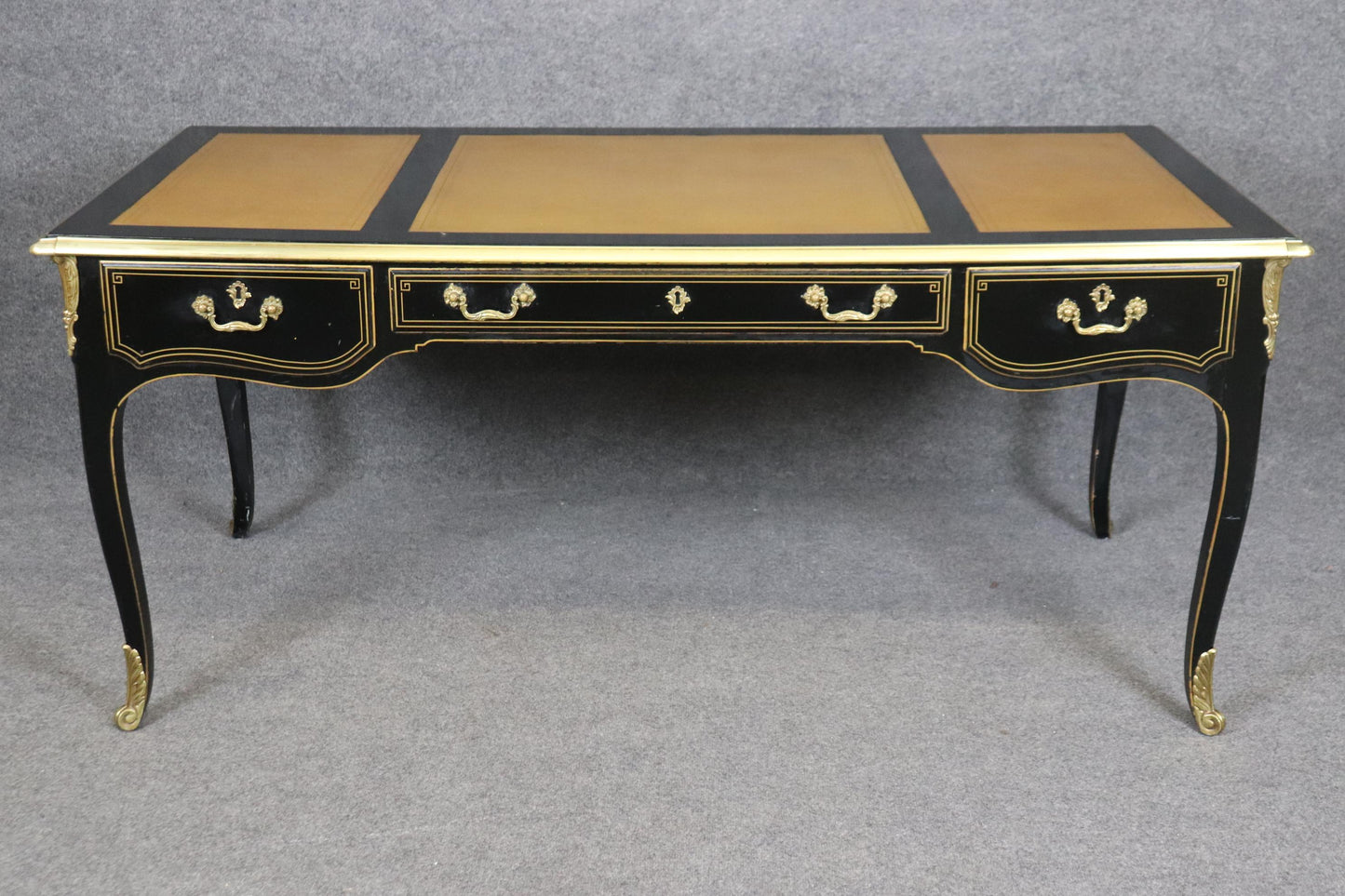 Fine American-Made Leather Top Brass Ormolu Louis XV Style Bureau Plat Desk