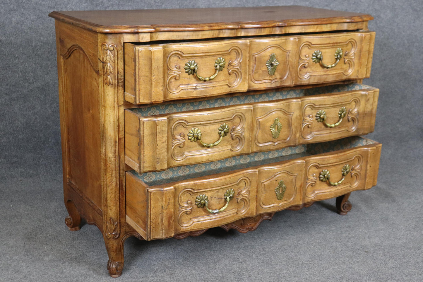 Fine Quality Auffray Attributed Country French Commode with Italian Paper Lining