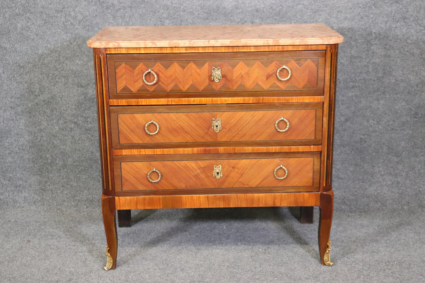 Fine Quality French Louis XV Kingwood and Coral Hued Marble Top Commode