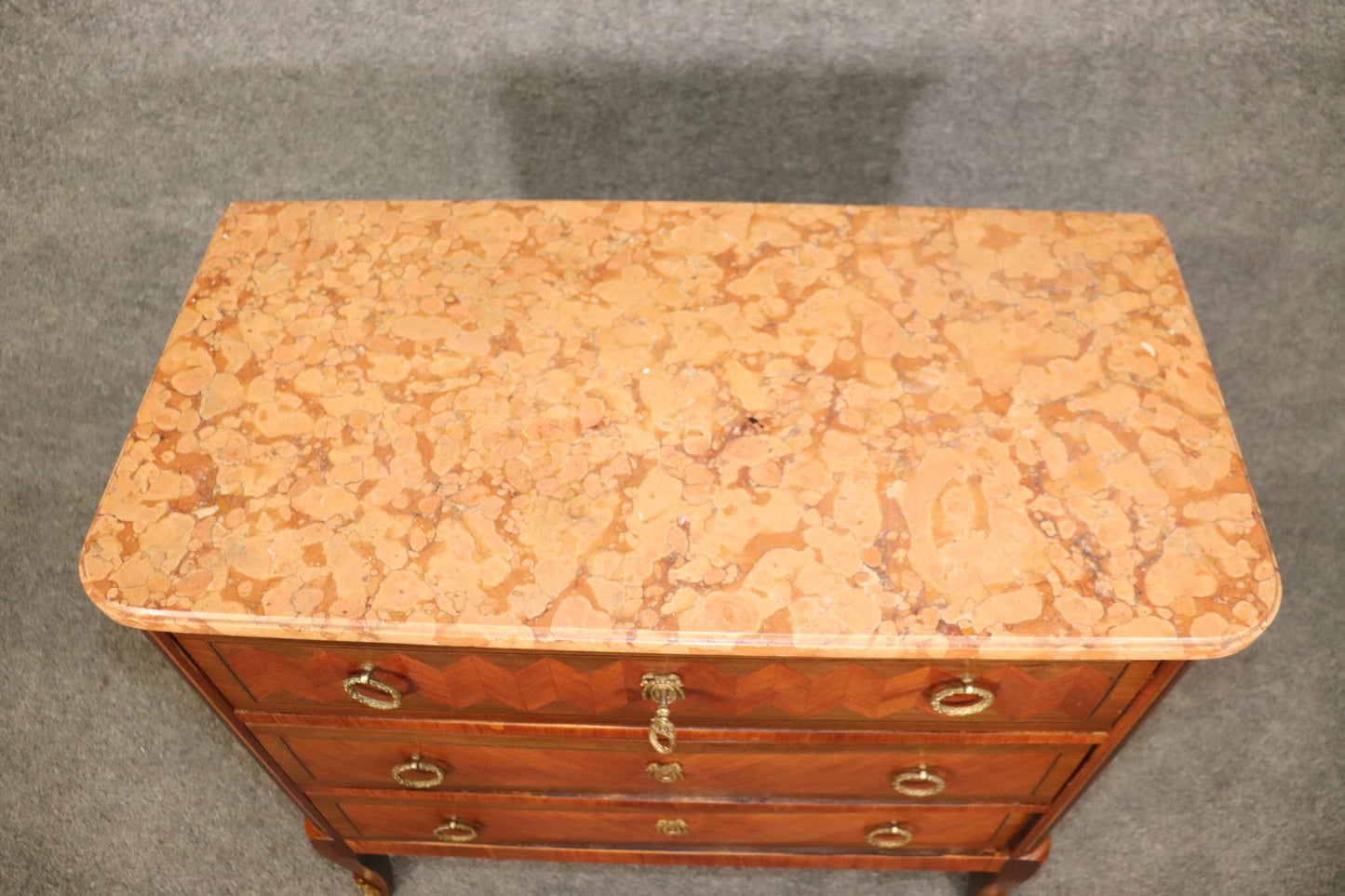 Fine Quality French Louis XV Kingwood and Coral Hued Marble Top Commode