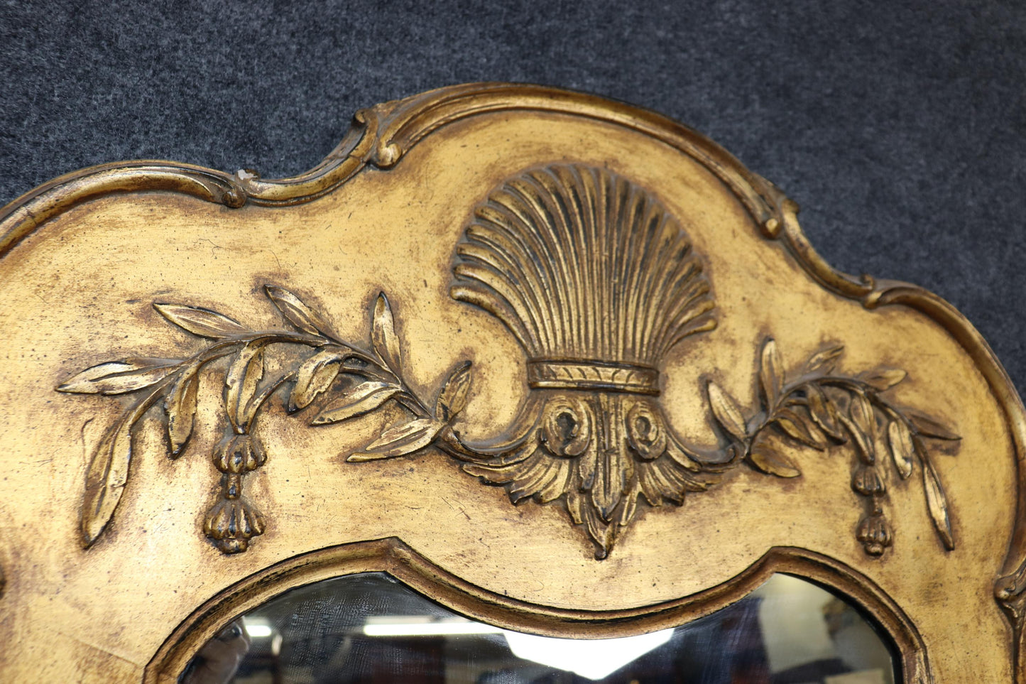 Superb Distress Gilded Gold Leaf Georgian Carved Acanthus Leaf and Shell Mirror