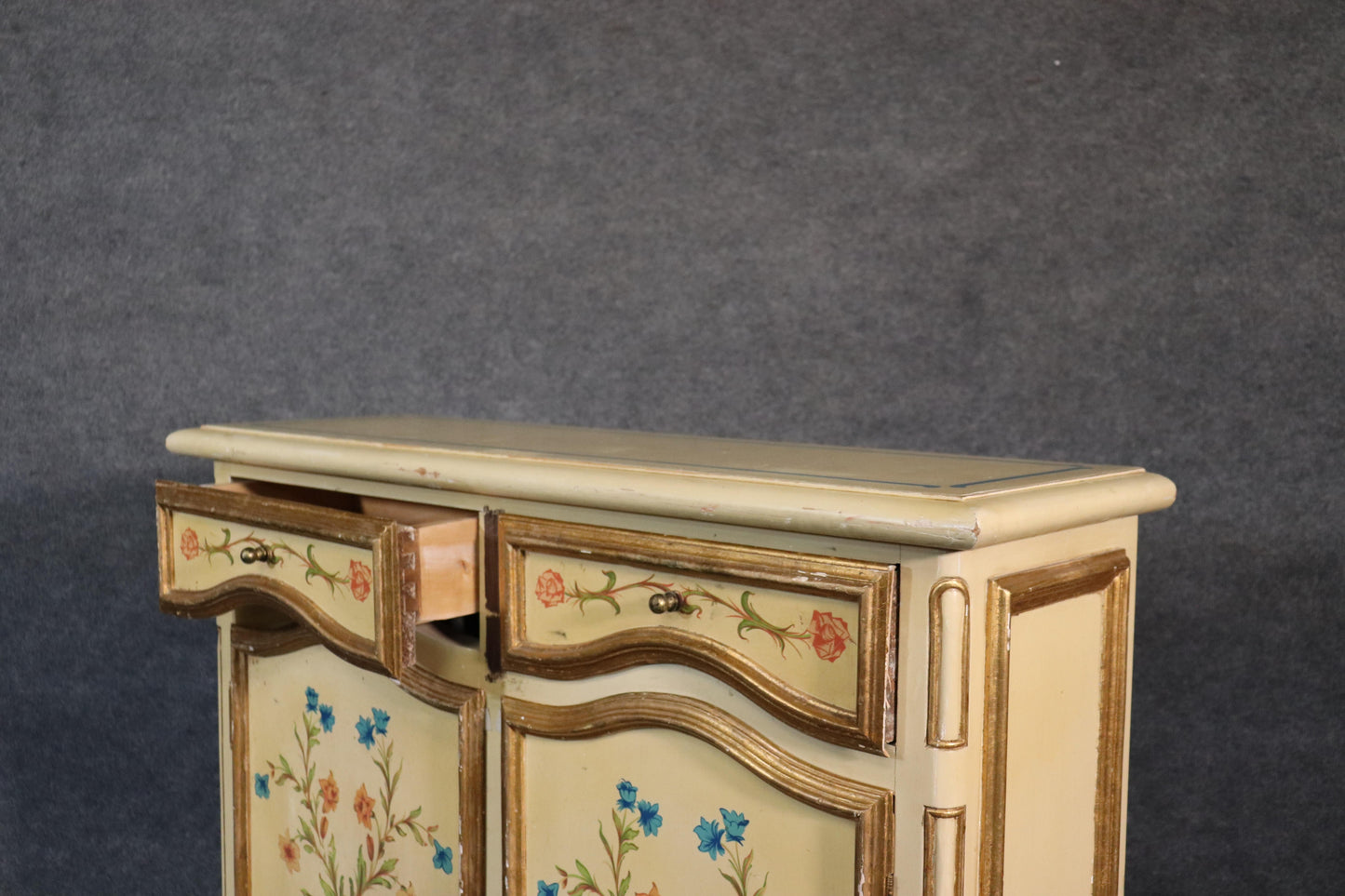 Paint Decorated Continental Italian Foyer Cabinet Console Table Buffet