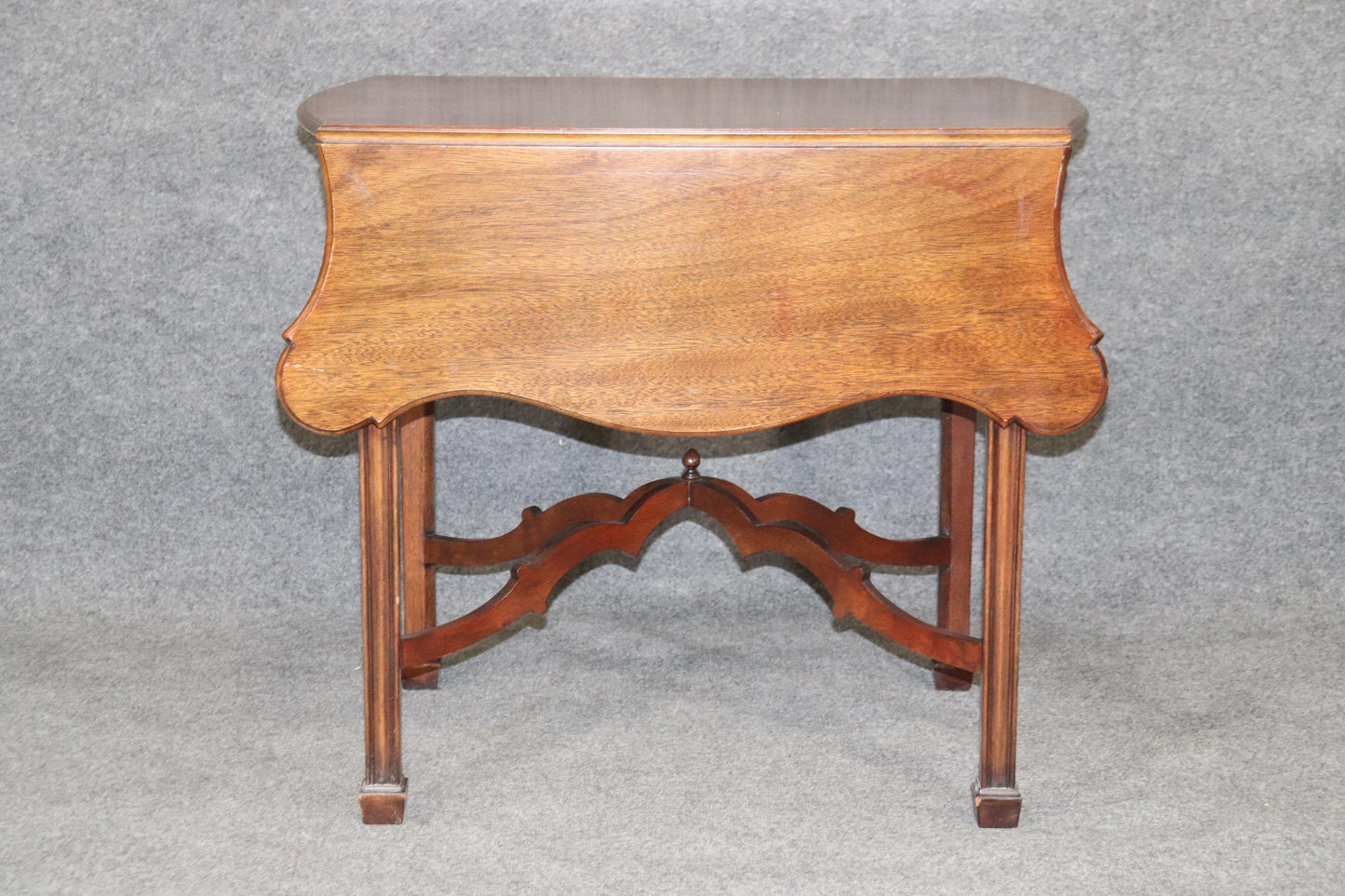 Solid Mahogany Kindel Winterthur Collection Chippendale Drop Leaf Table