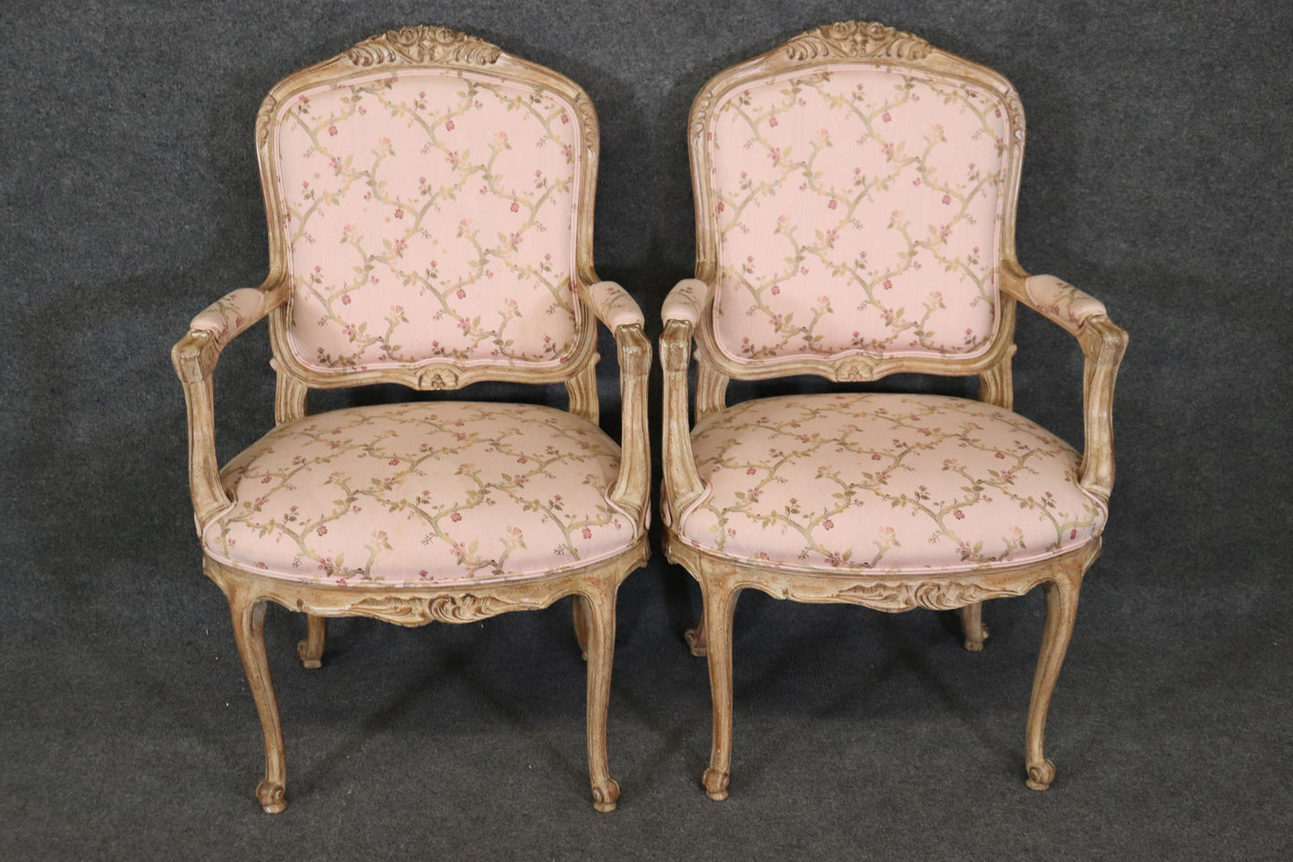 Fantastic Set of 8 French Louis XV Auffray Paint Decorated Carved Dining Chairs