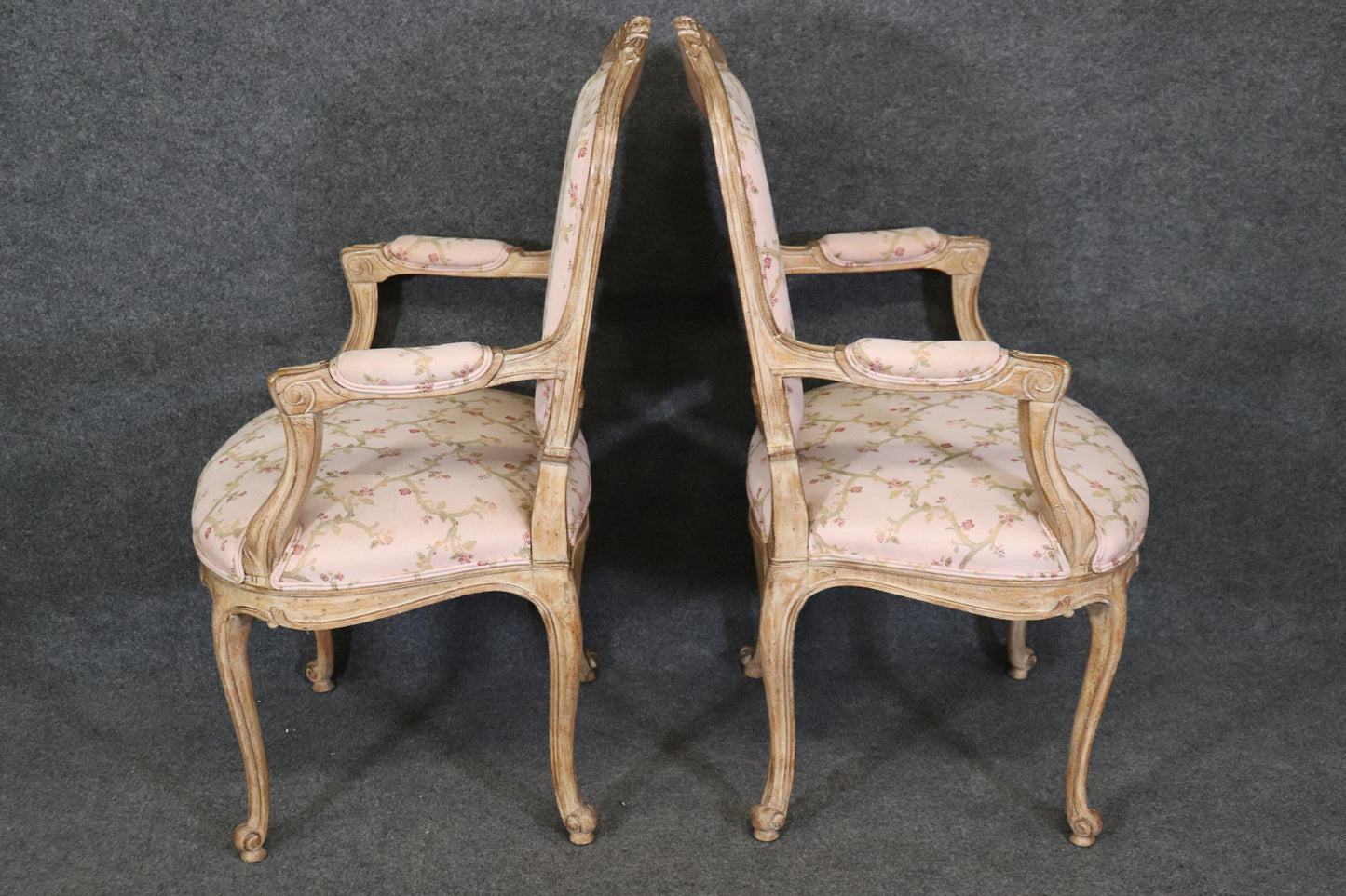 Fantastic Set of 8 French Louis XV Auffray Paint Decorated Carved Dining Chairs