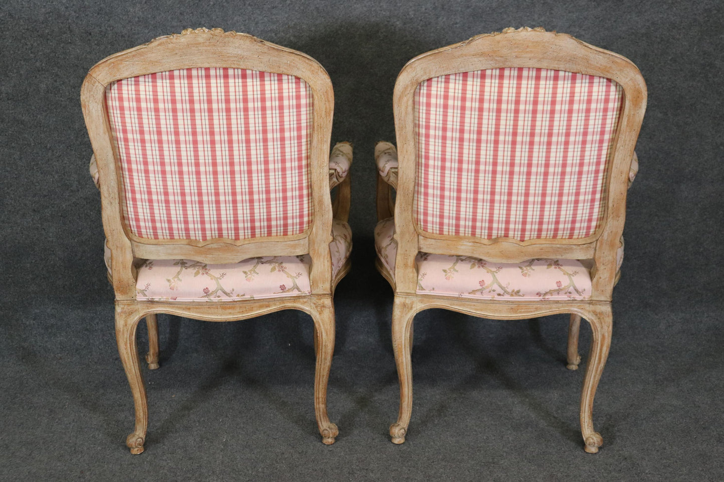 Fantastic Set of 8 French Louis XV Auffray Paint Decorated Carved Dining Chairs