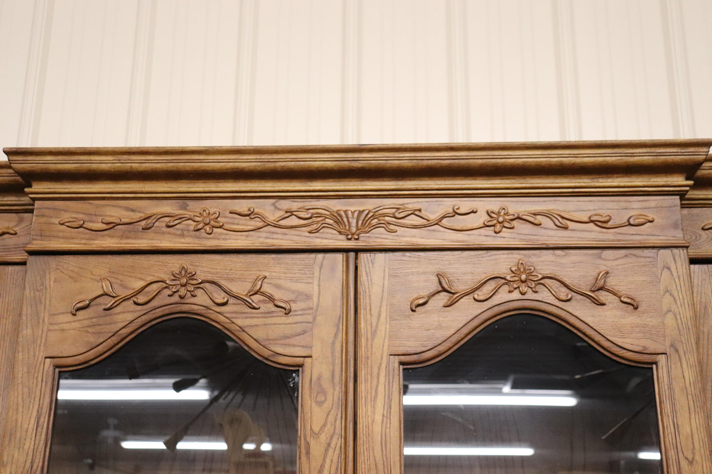 Large Solid Oak French Louis XV Style Breakfront Bookcase Vitrine, circa 1980