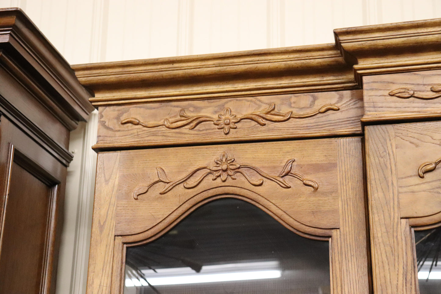 Large Solid Oak French Louis XV Style Breakfront Bookcase Vitrine, circa 1980