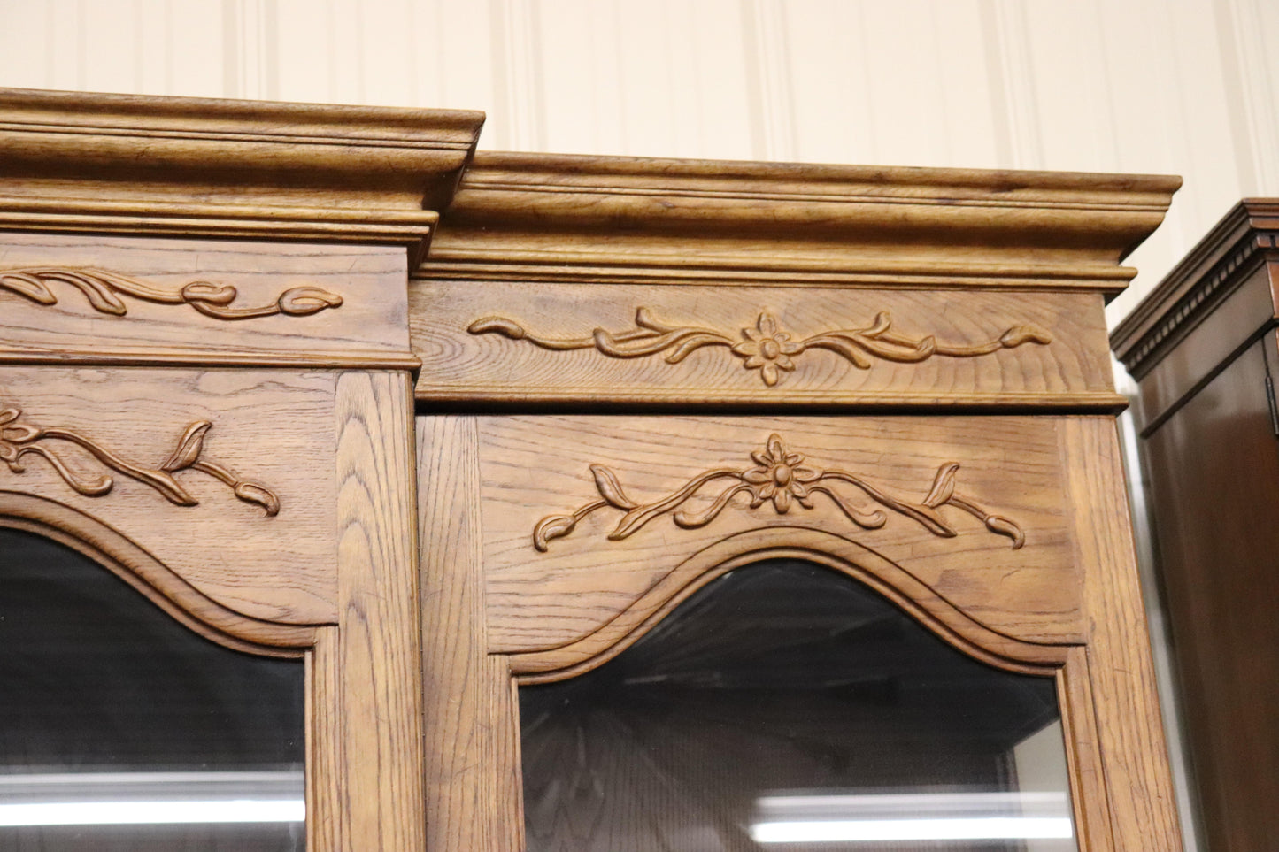 Large Solid Oak French Louis XV Style Breakfront Bookcase Vitrine, circa 1980