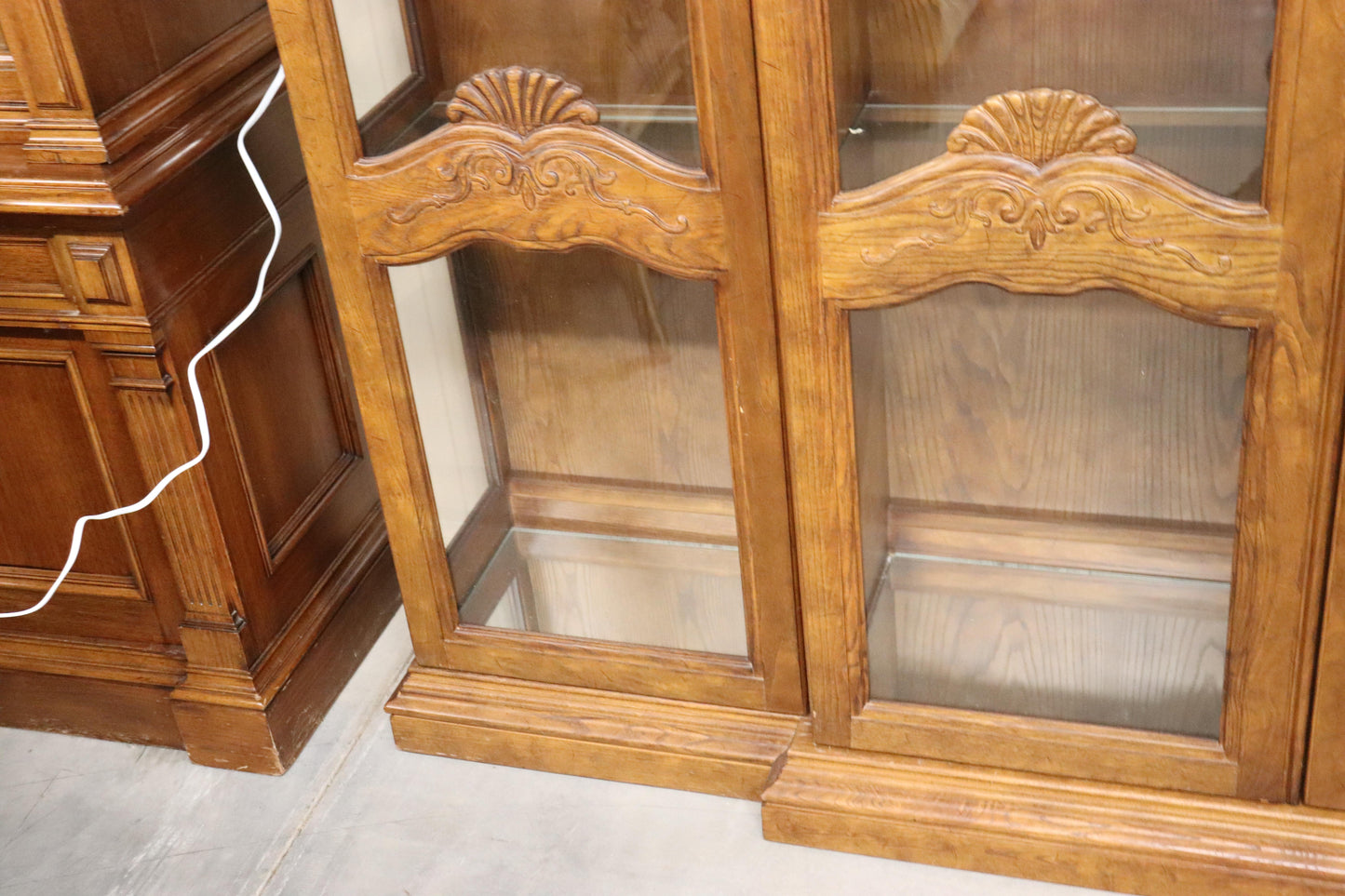 Large Solid Oak French Louis XV Style Breakfront Bookcase Vitrine, circa 1980