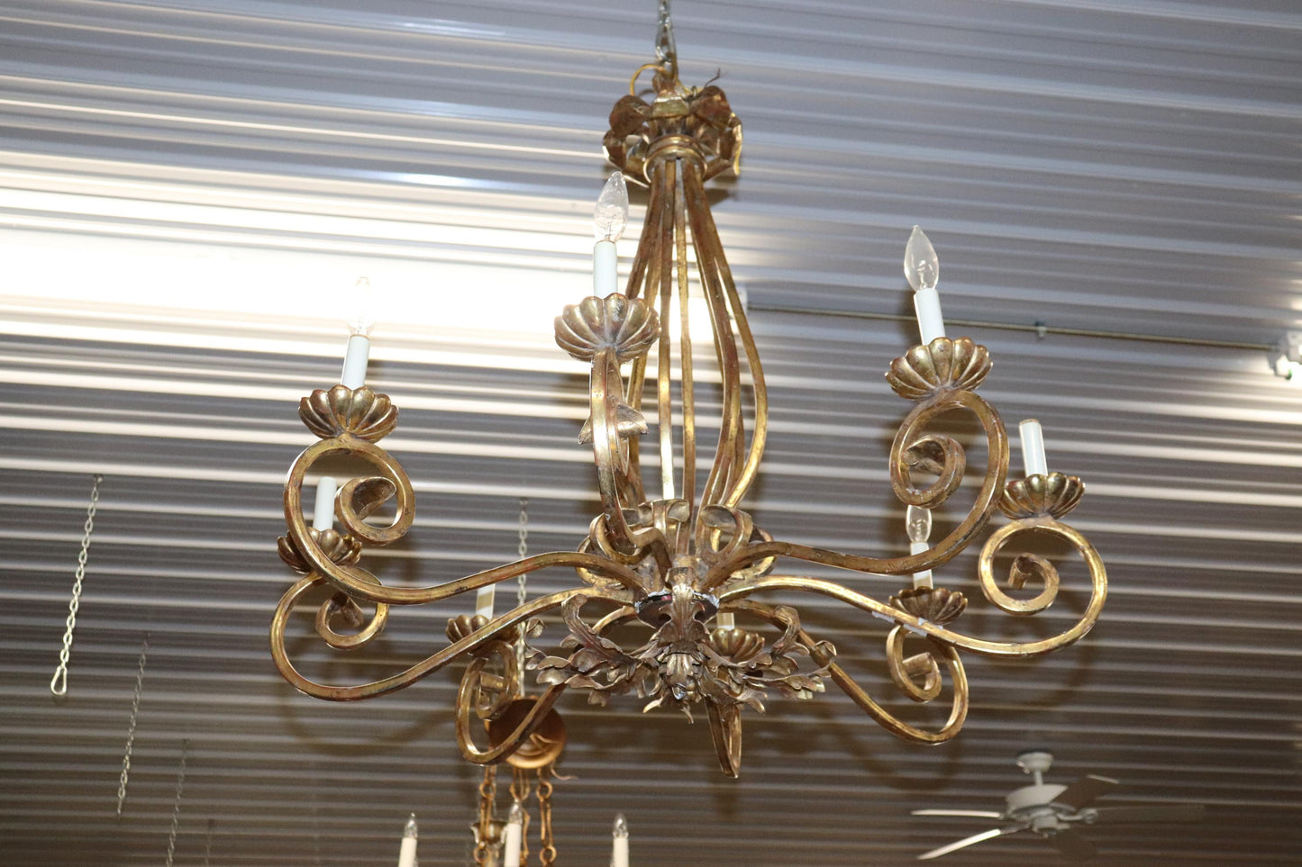 Bright Gilded Wrought Iron Italian 8 Light Hollywood Regency Chandelier