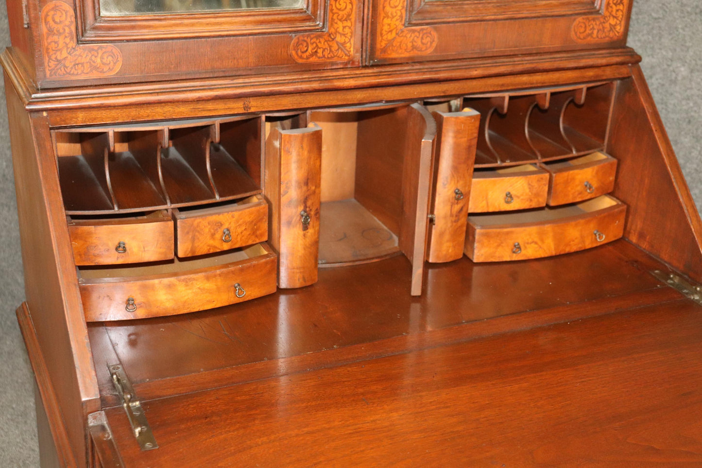 Seaweed Inlaid Walnut Mirrored Tombstone Georgian Secretary Desk Bookcase Top