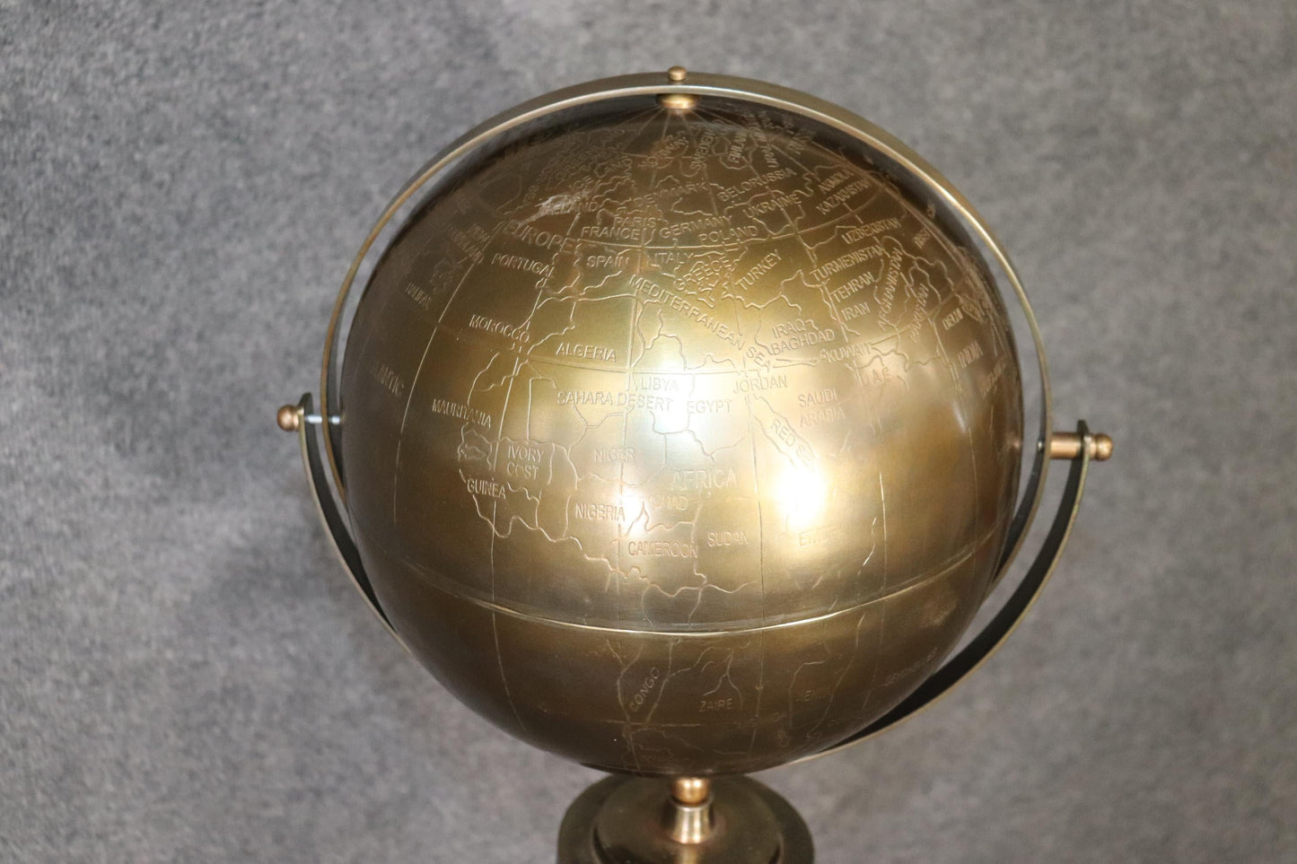 Mid-Century Modern Brass World Globe Sculpture, circa 1970